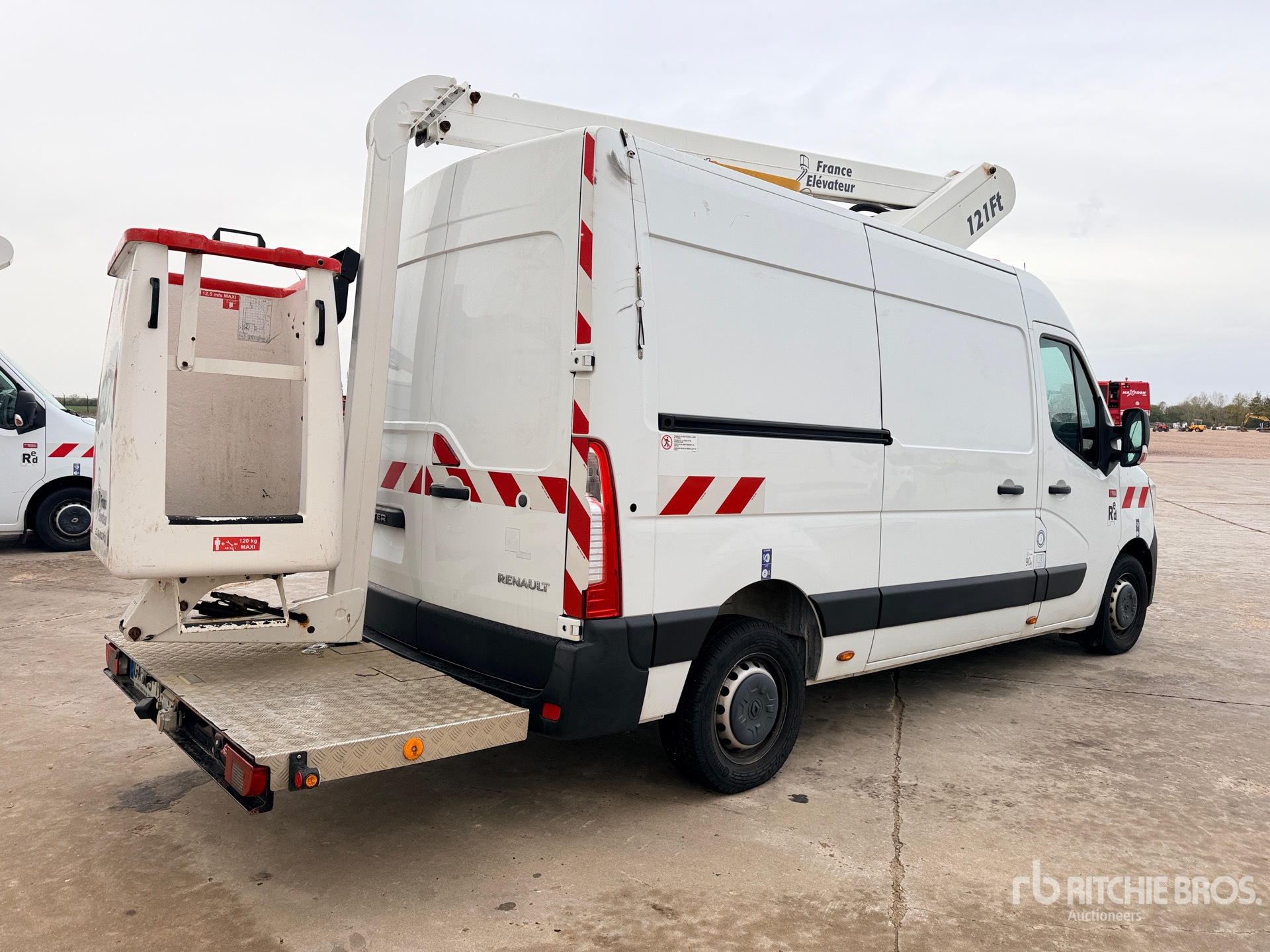 2021 Renault MASTER