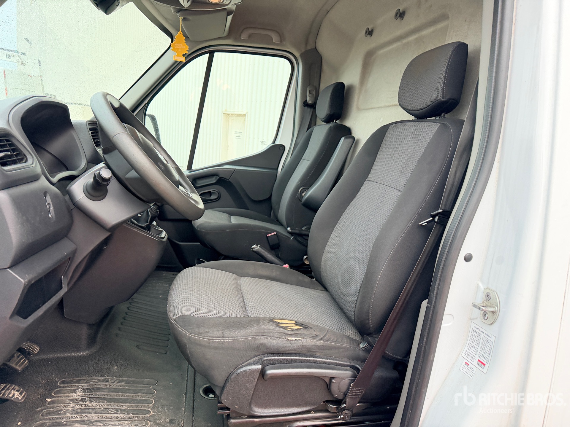 2021 Renault MASTER