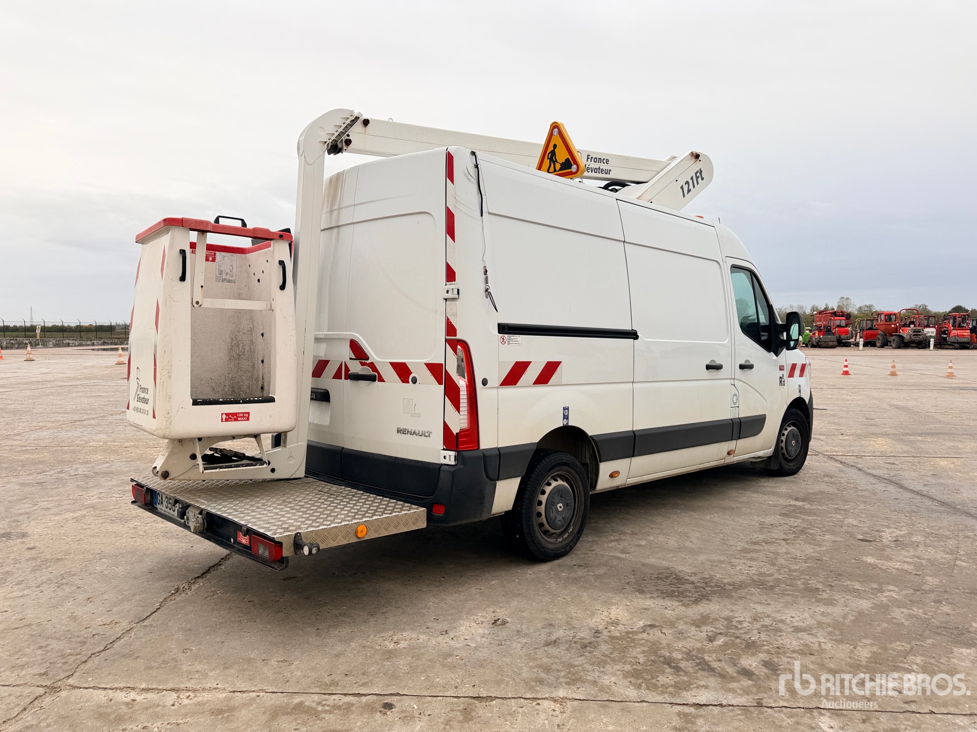 2021 Renault MASTER
