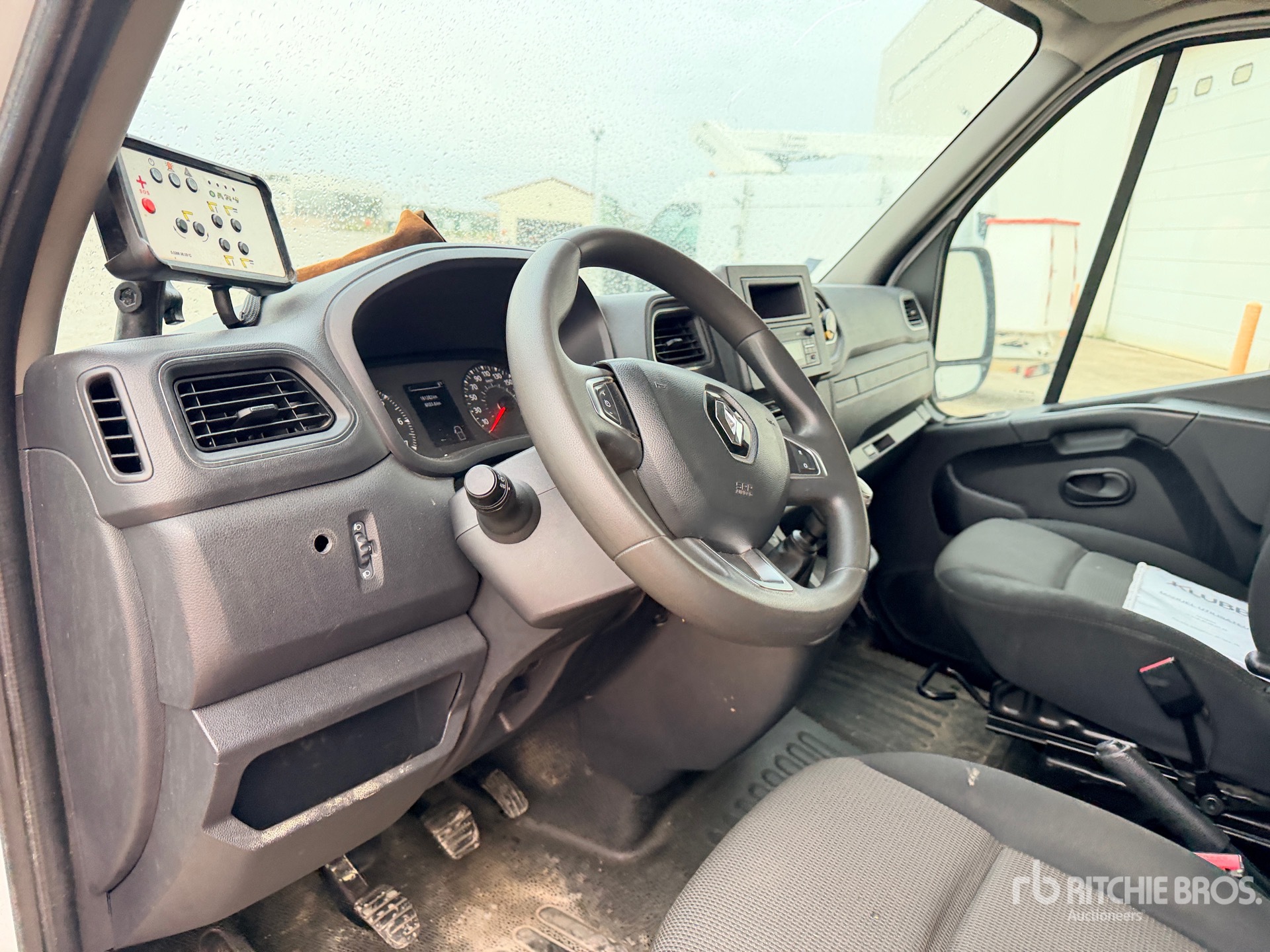 2022 Renault MASTER