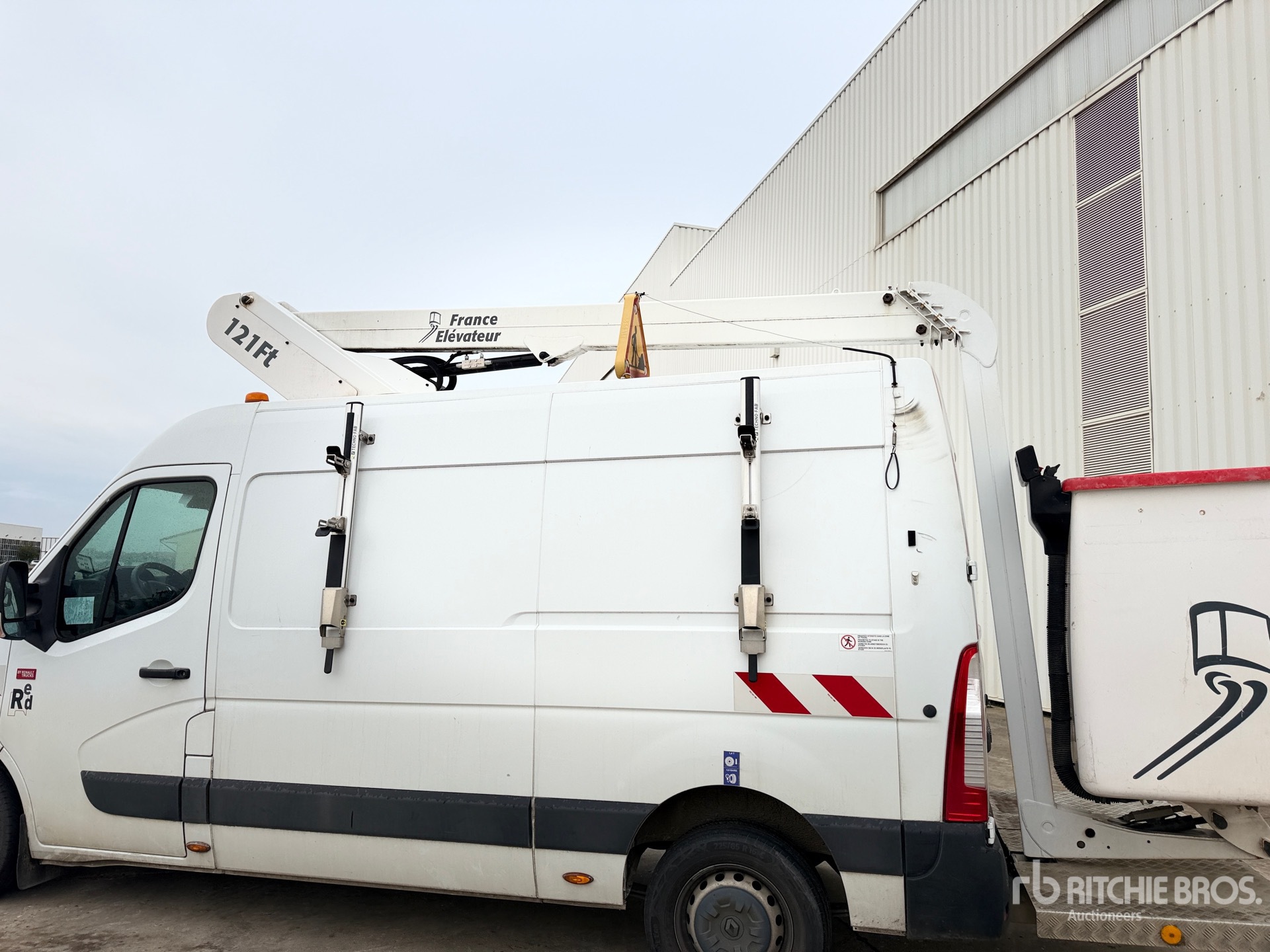 2022 Renault MASTER