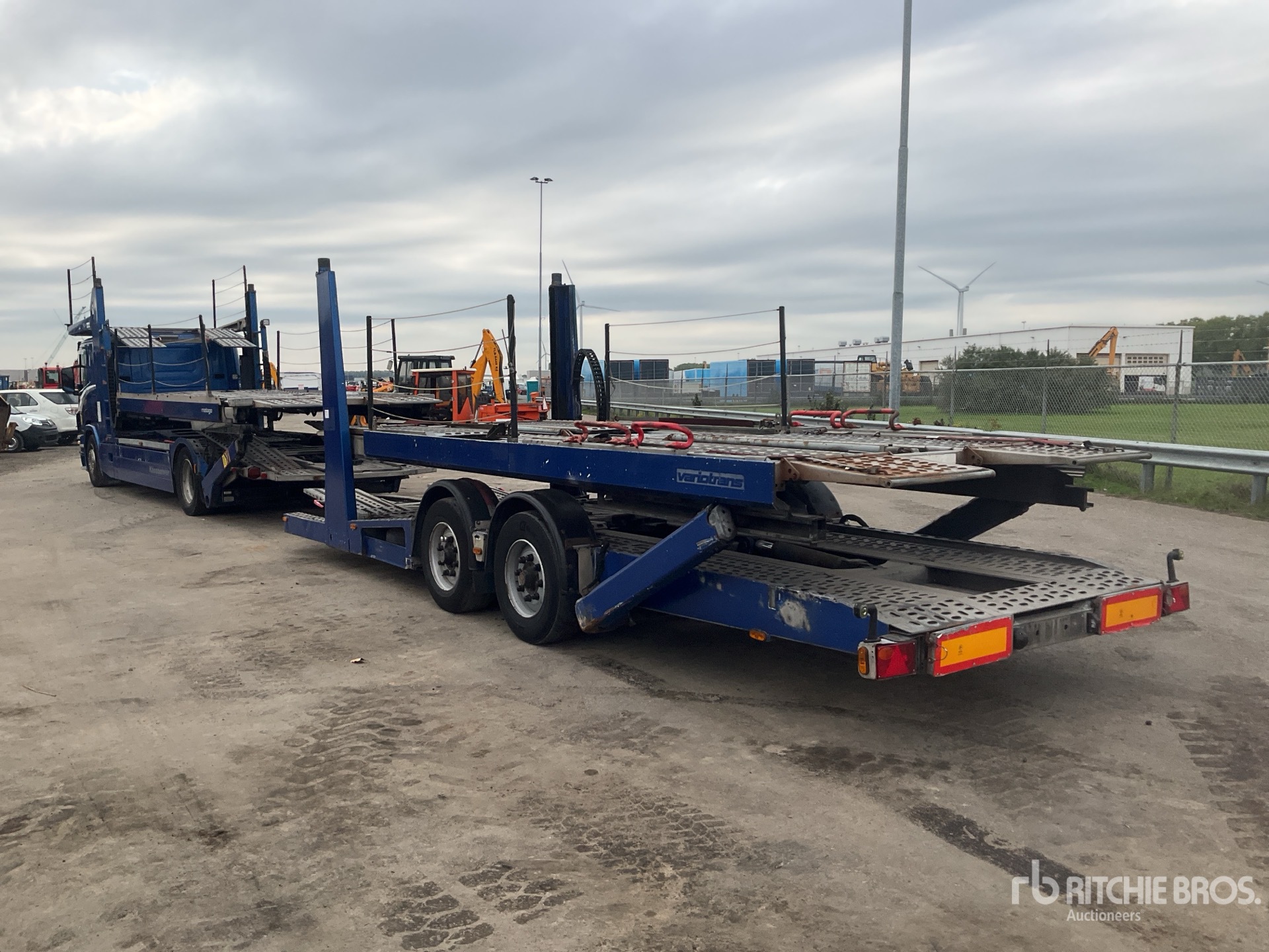 2006 Scania P420