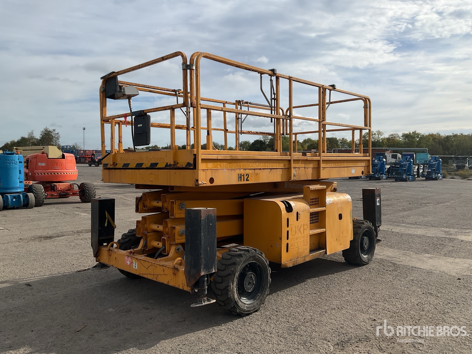2014 Haulotte H12SDX
