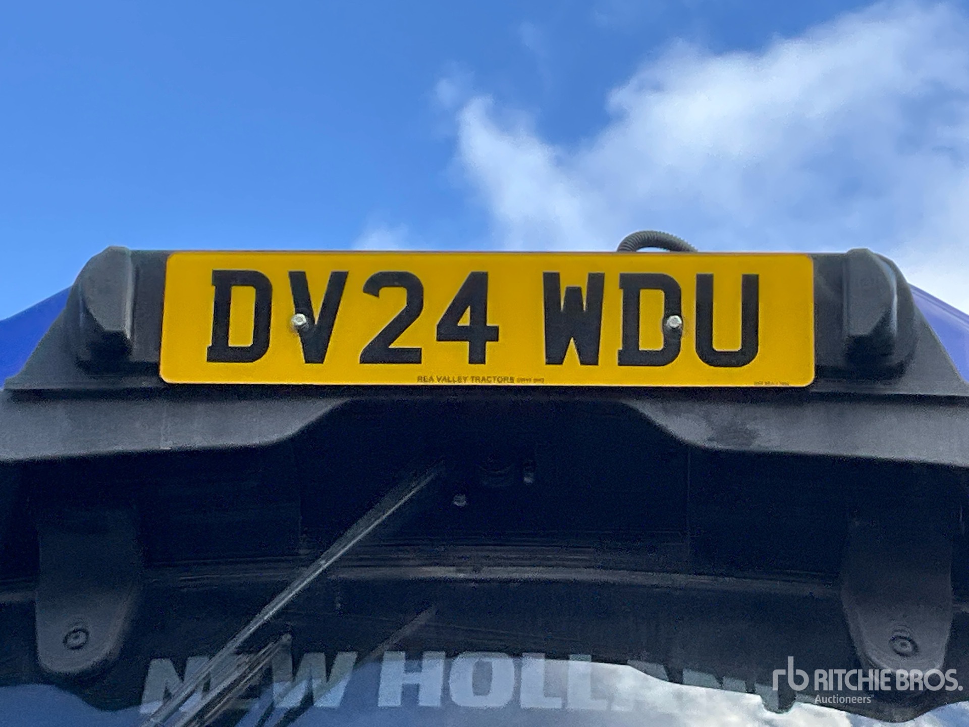 2024 New Holland T7.300