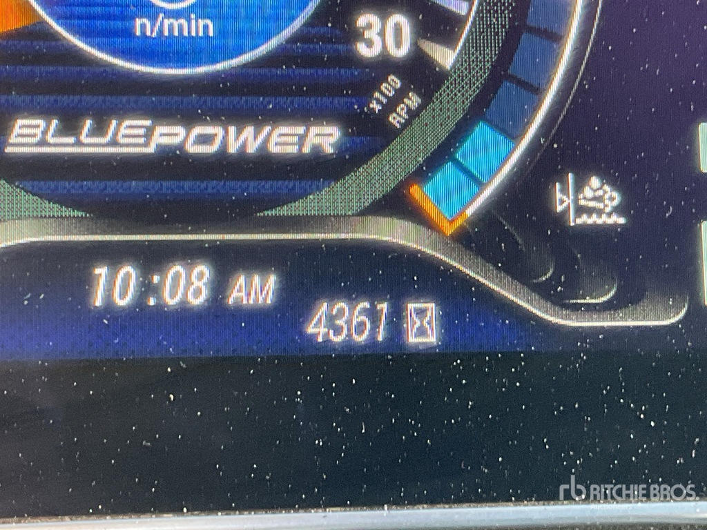 General Appearance with Hour Meter / Odometer