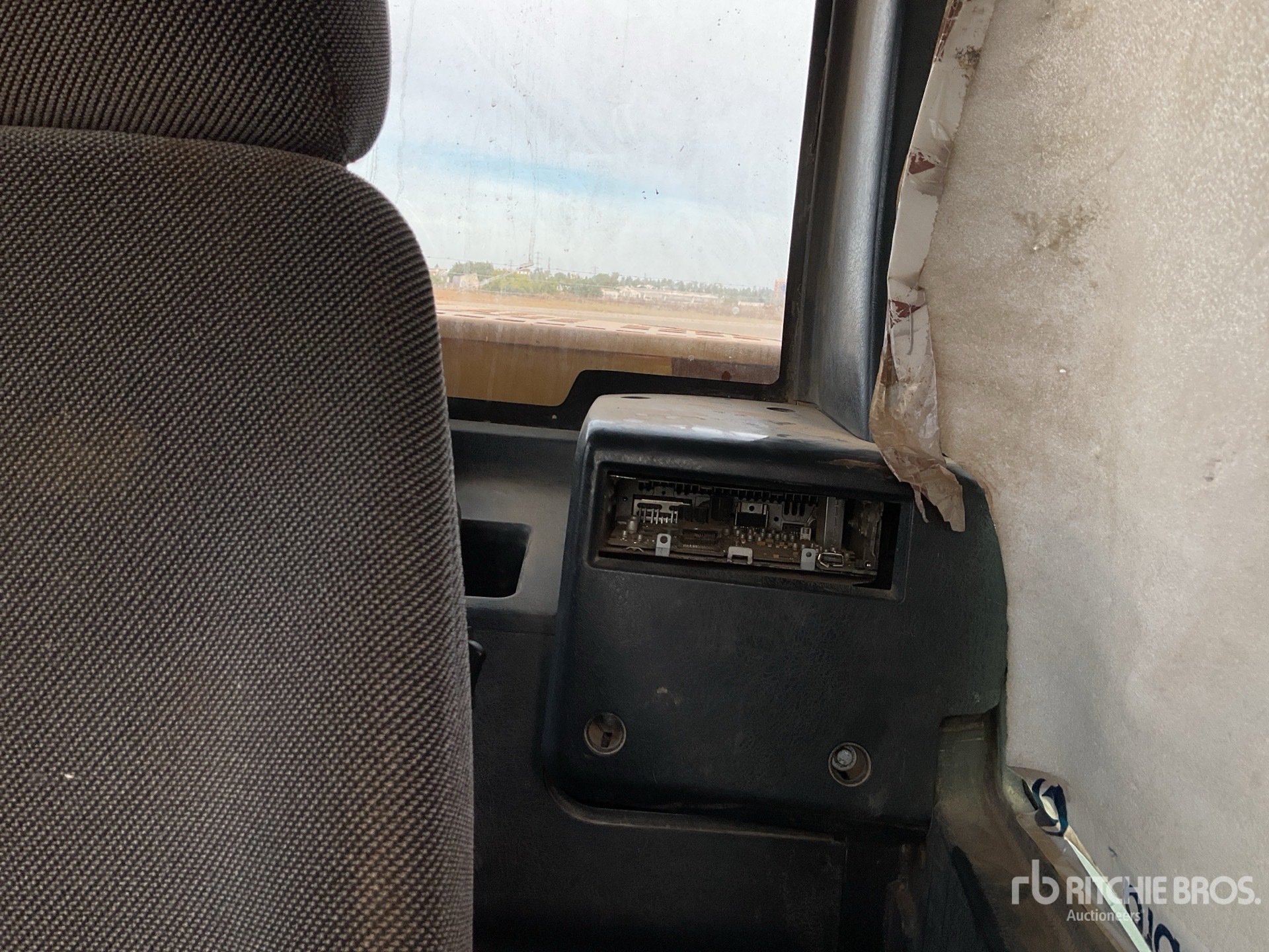 2014 Hyundai ROBEX 145LCR-9A