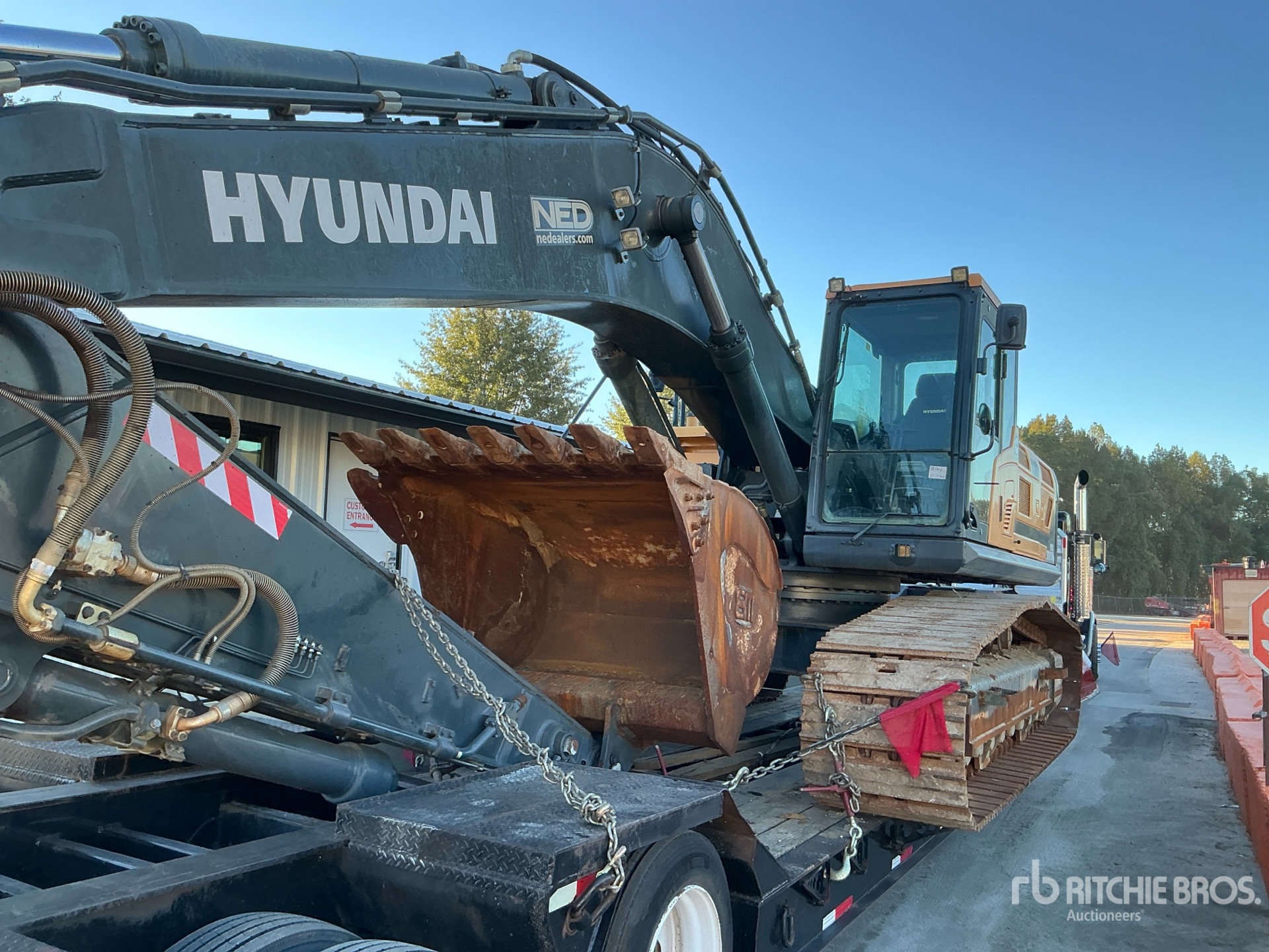 Photo of 2022 Hyundai HX380A L