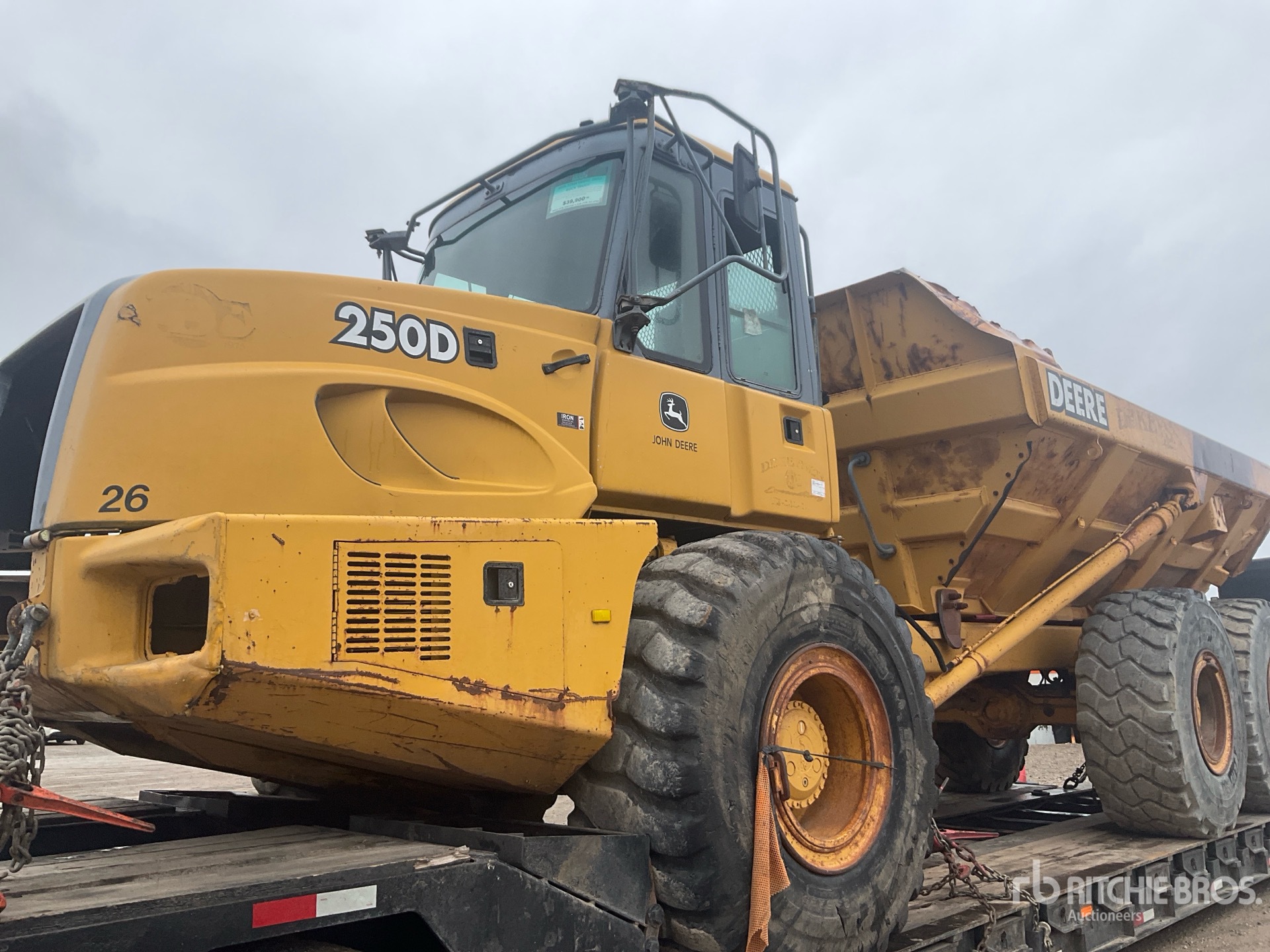 2004 John Deere 250D