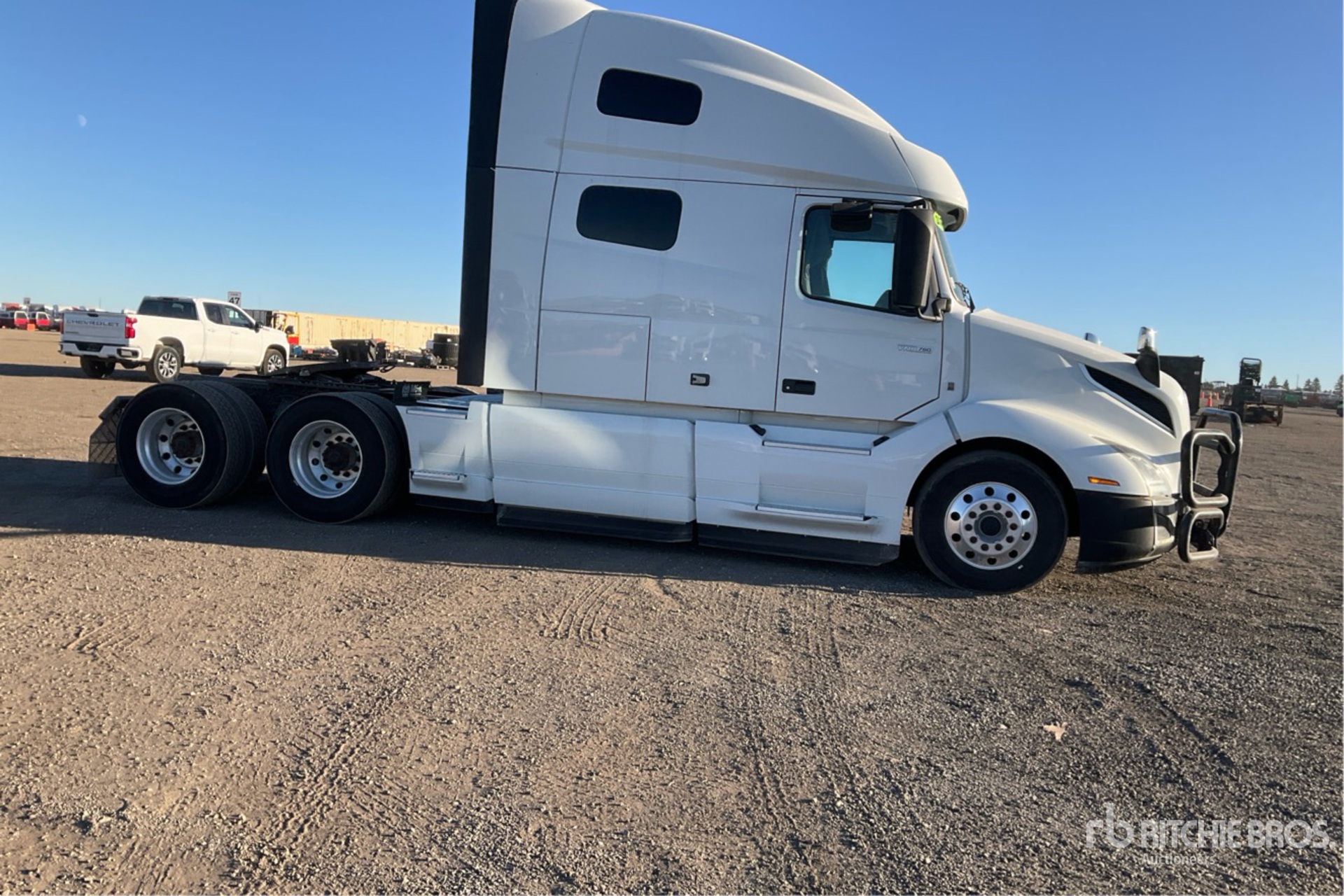 2022 Volvo VNL760