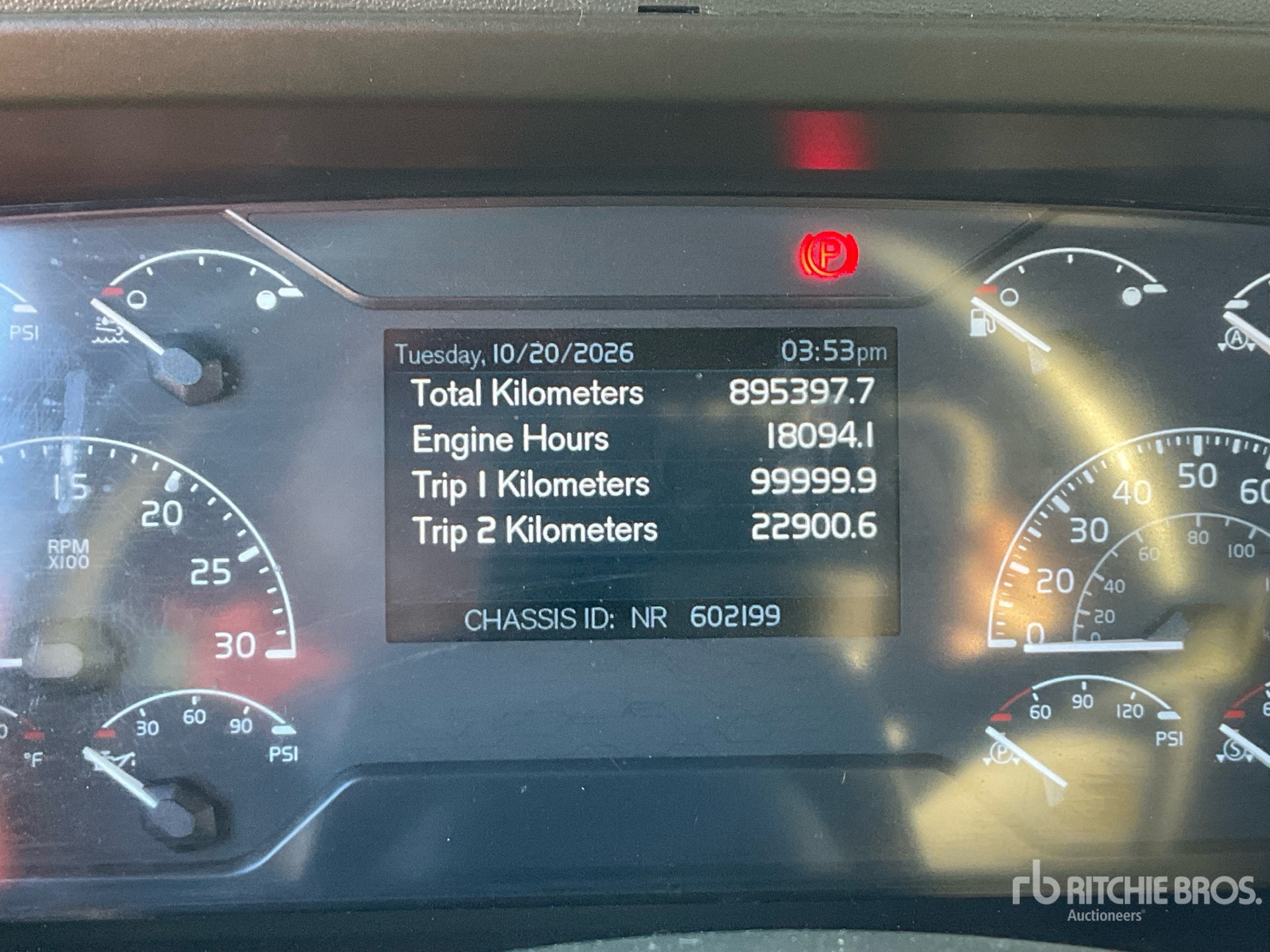 2022 Volvo VNL760