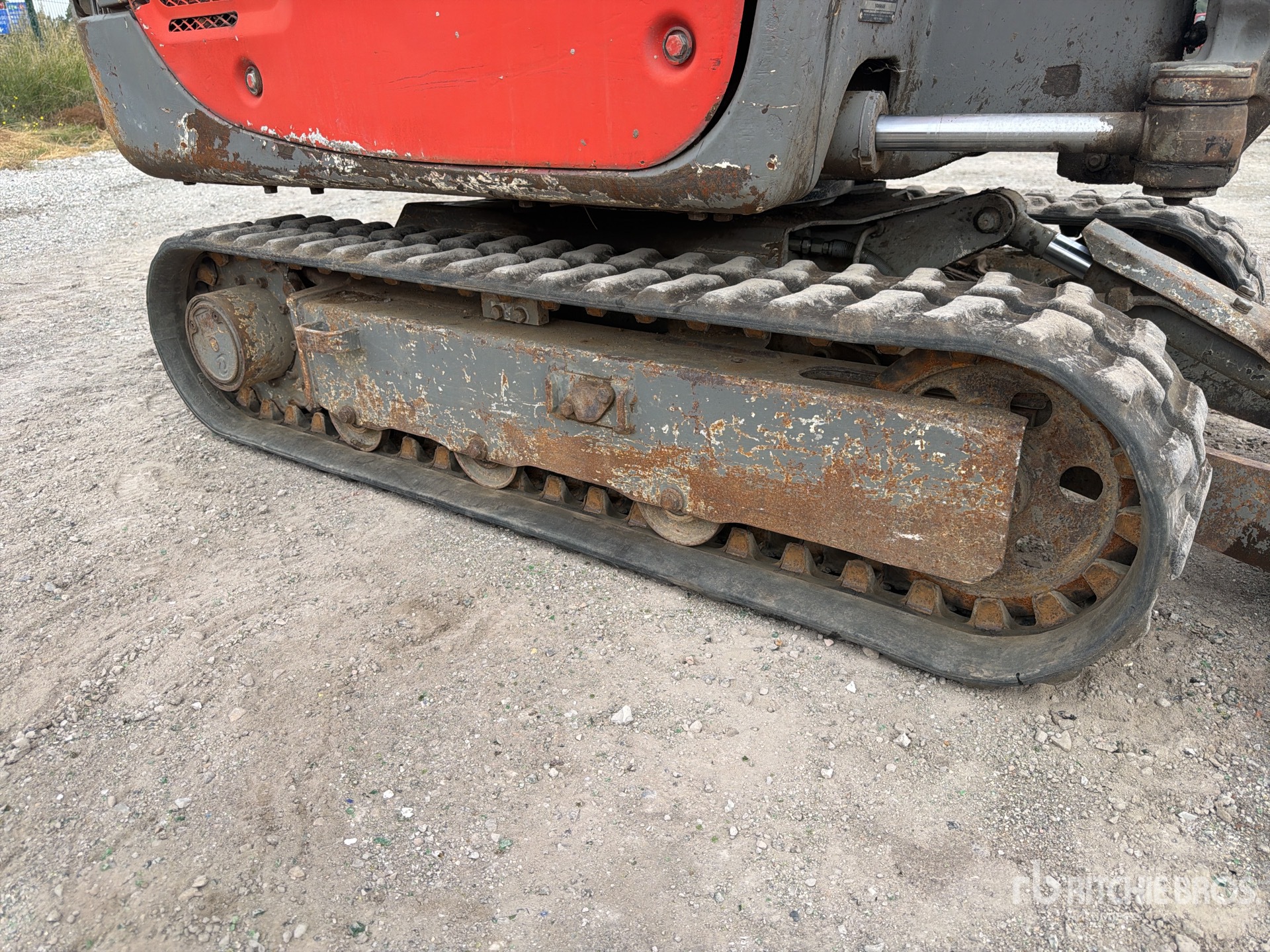 2014 Yanmar SV17