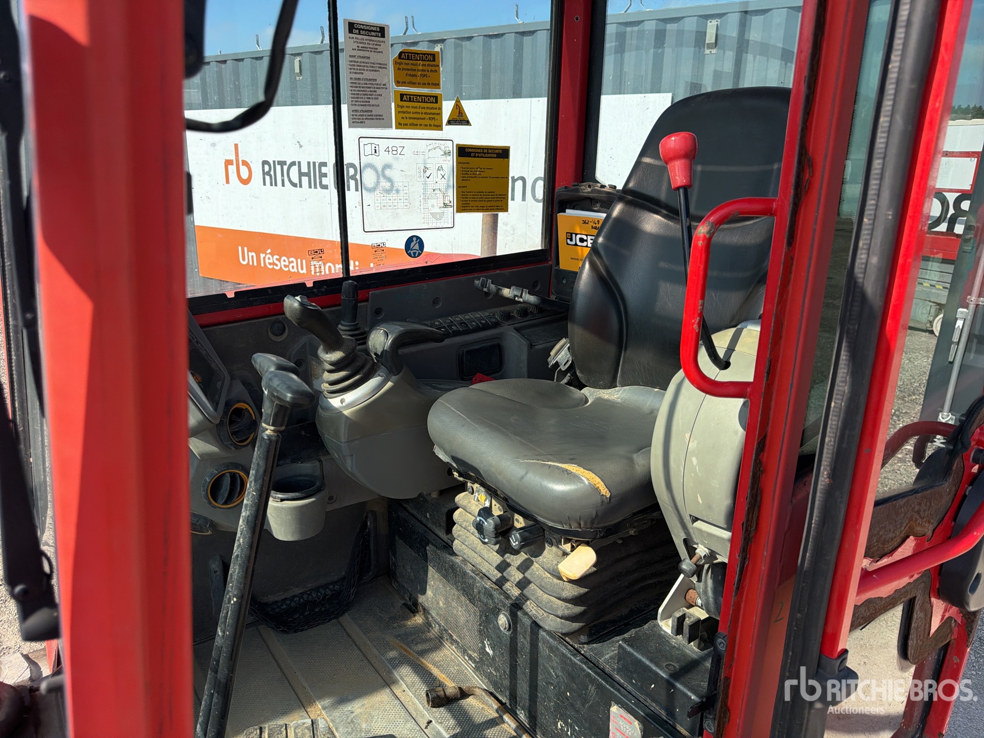 2017 JCB 48Z