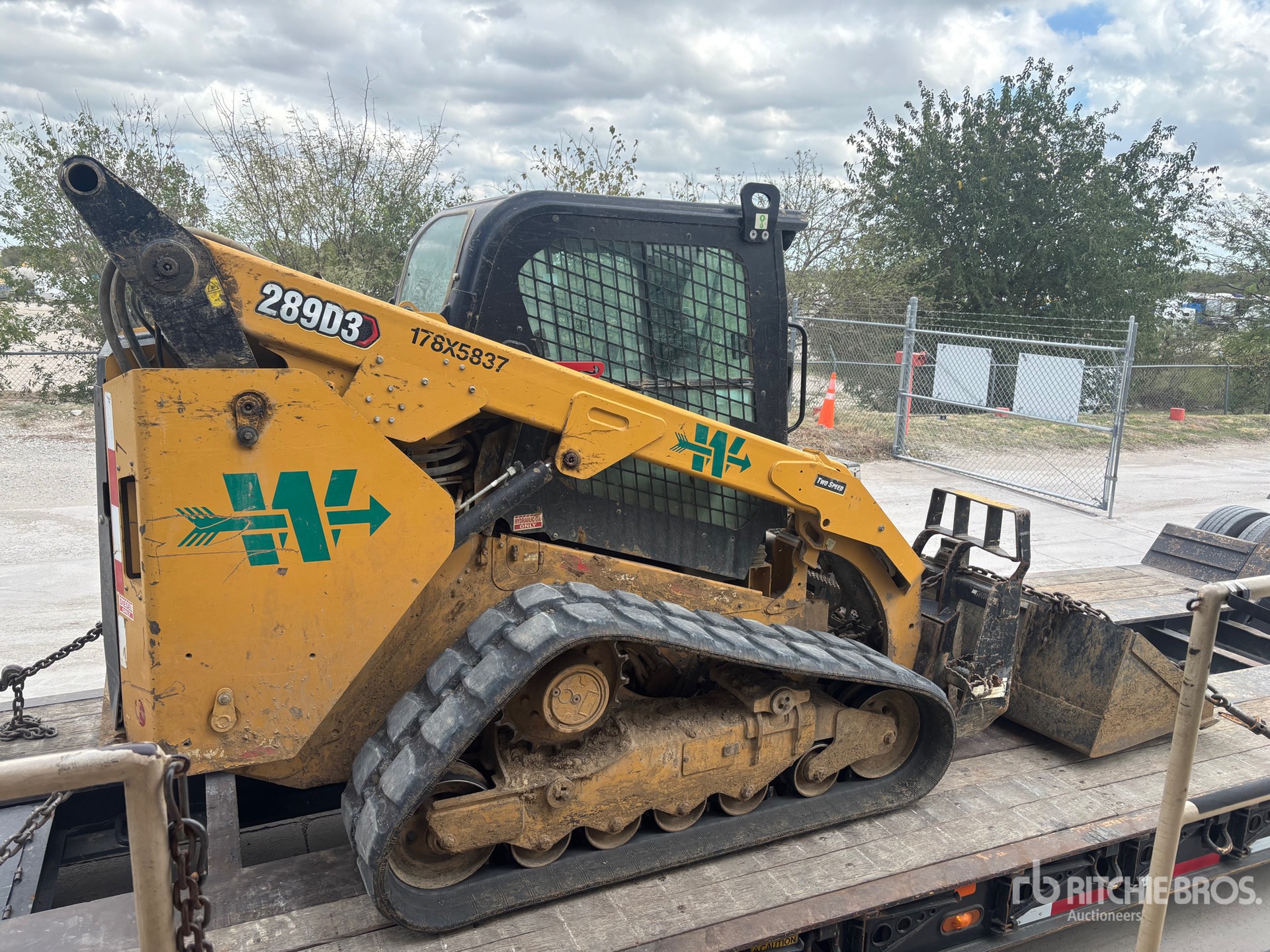 2022 Caterpillar 289D3