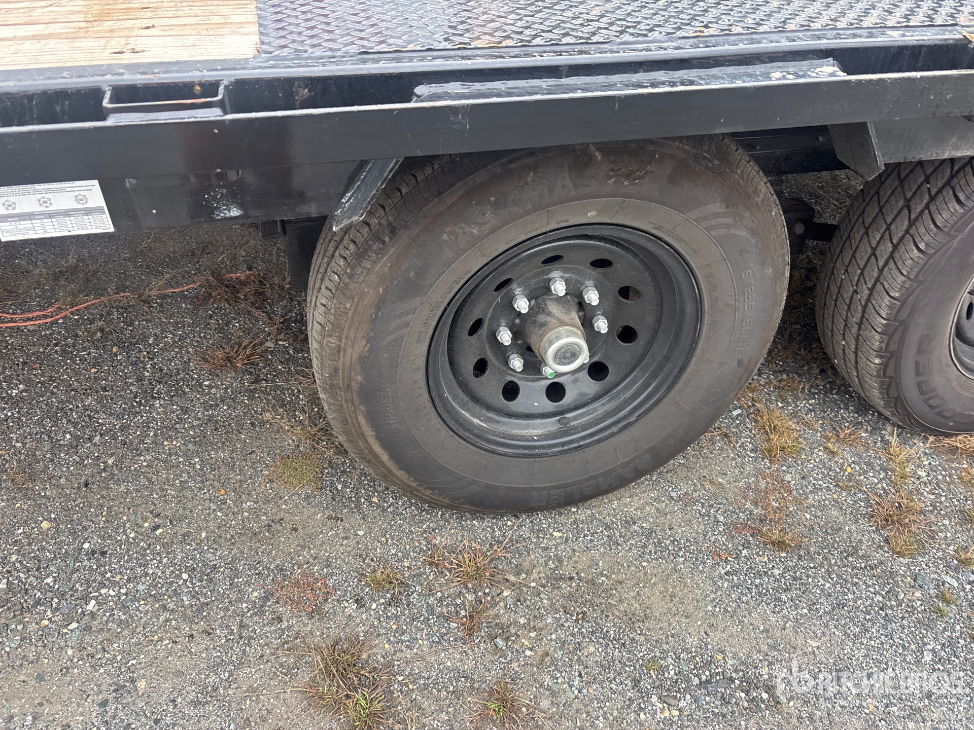 2027 Pj Trailers LQ302