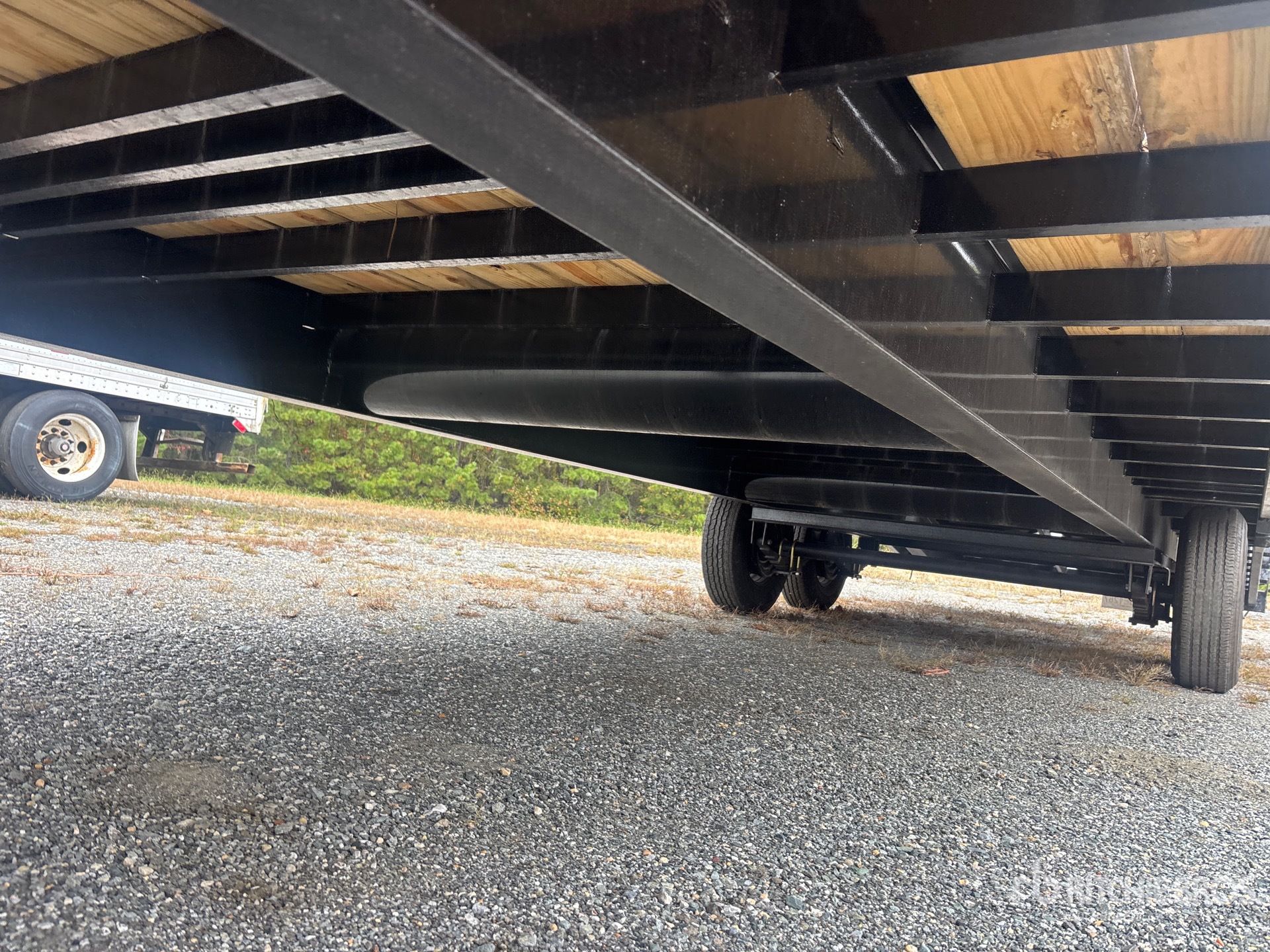 2027 Pj Trailers LQ302