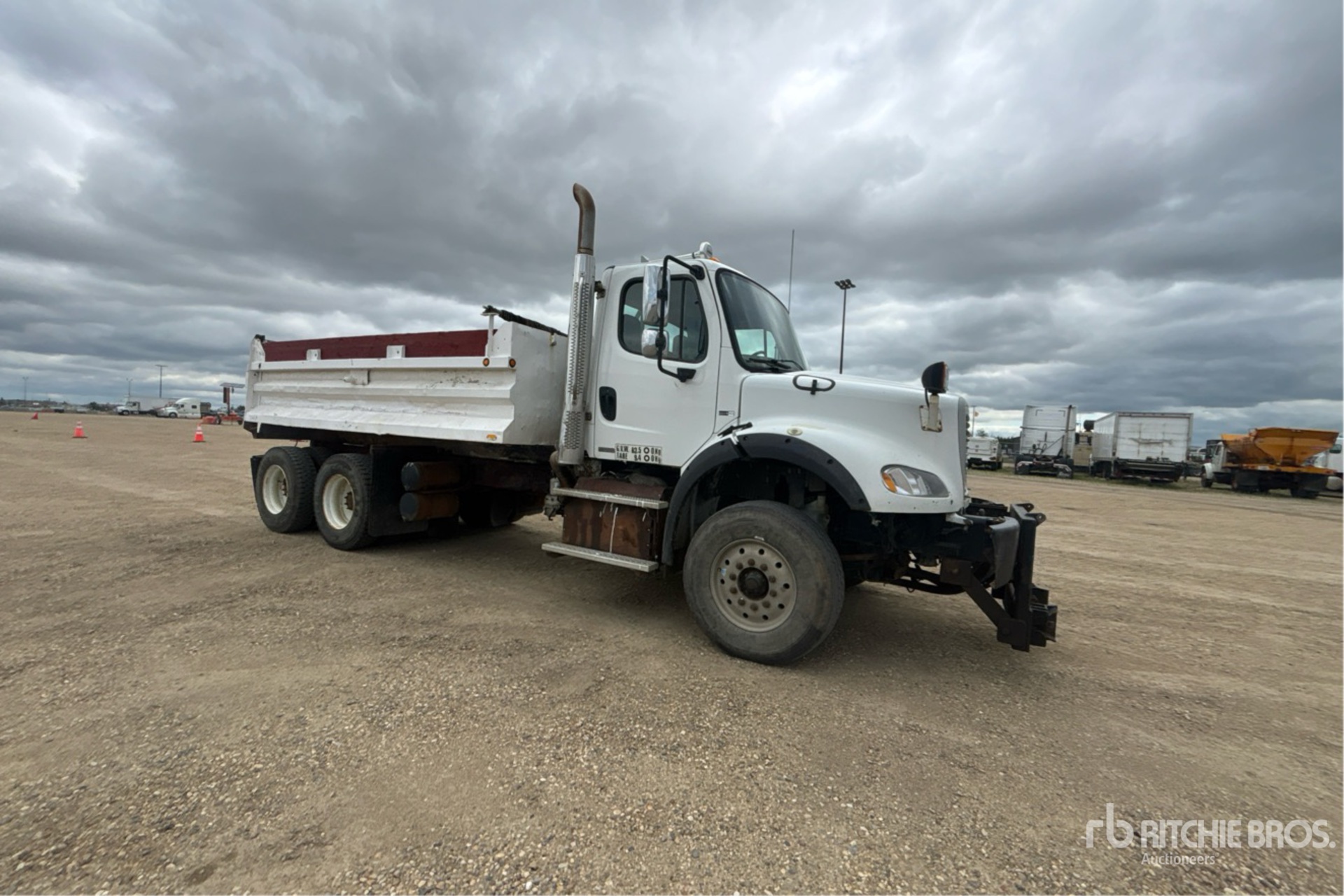 2012 Freightliner M2 112
