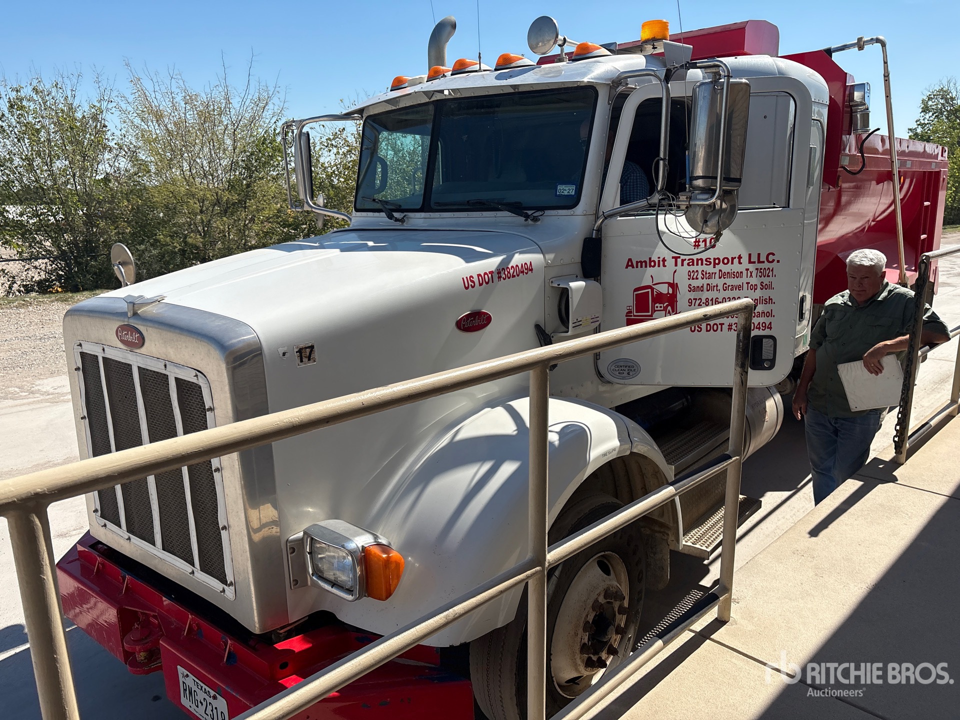 2015 Peterbilt 365