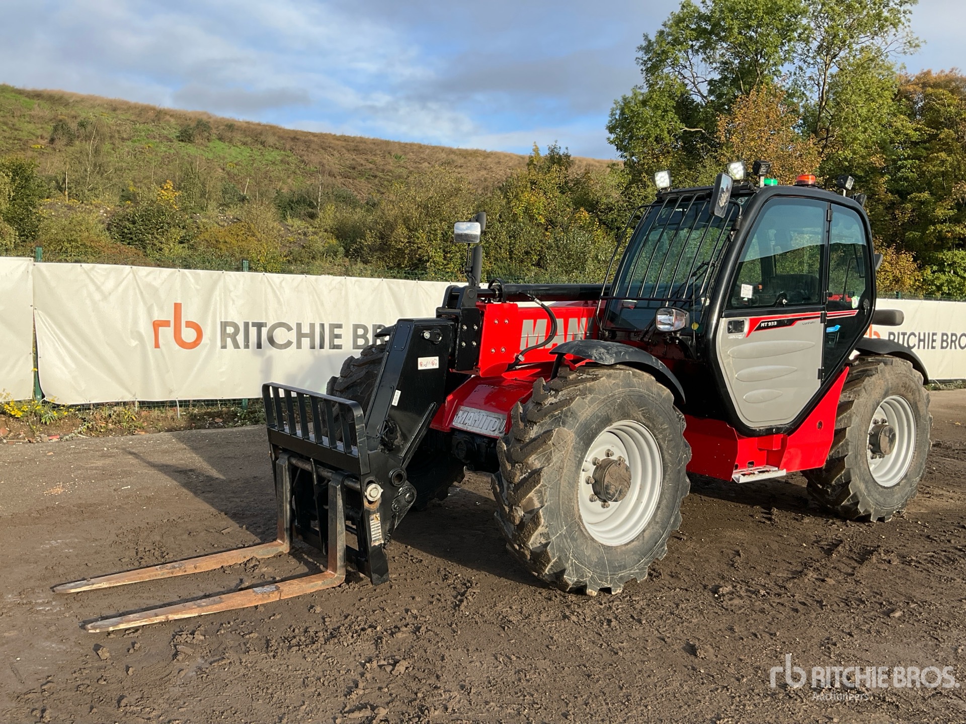 2022 Manitou MT933