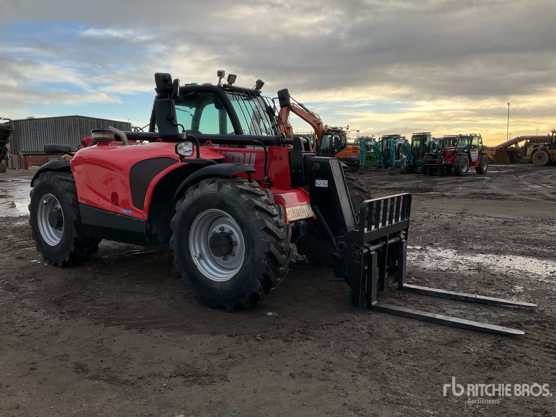 2022 Manitou MT933