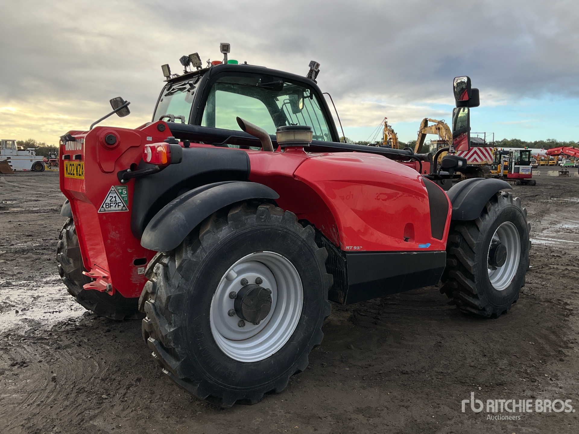 2022 Manitou MT933