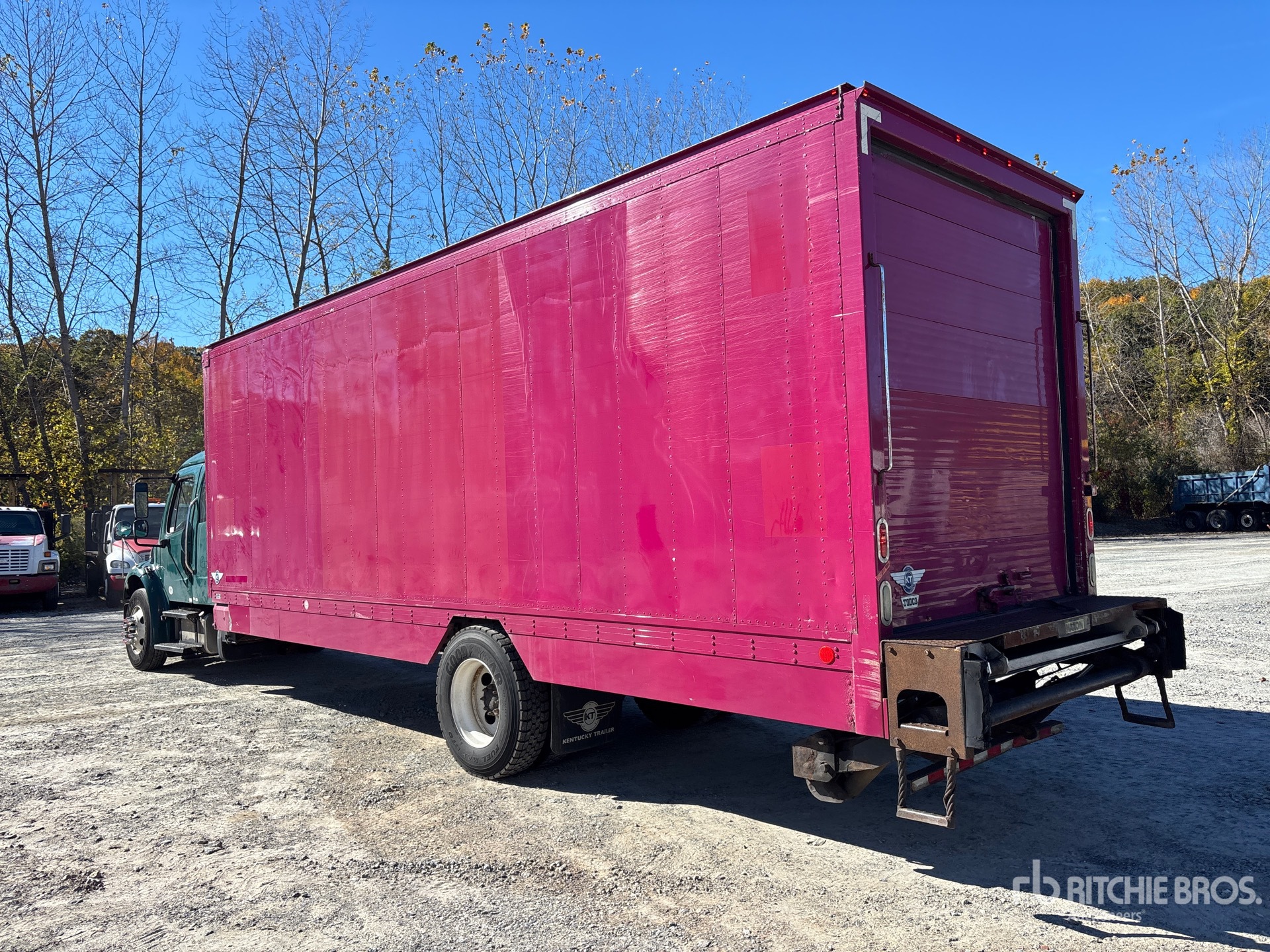 2016 Freightliner M2 106