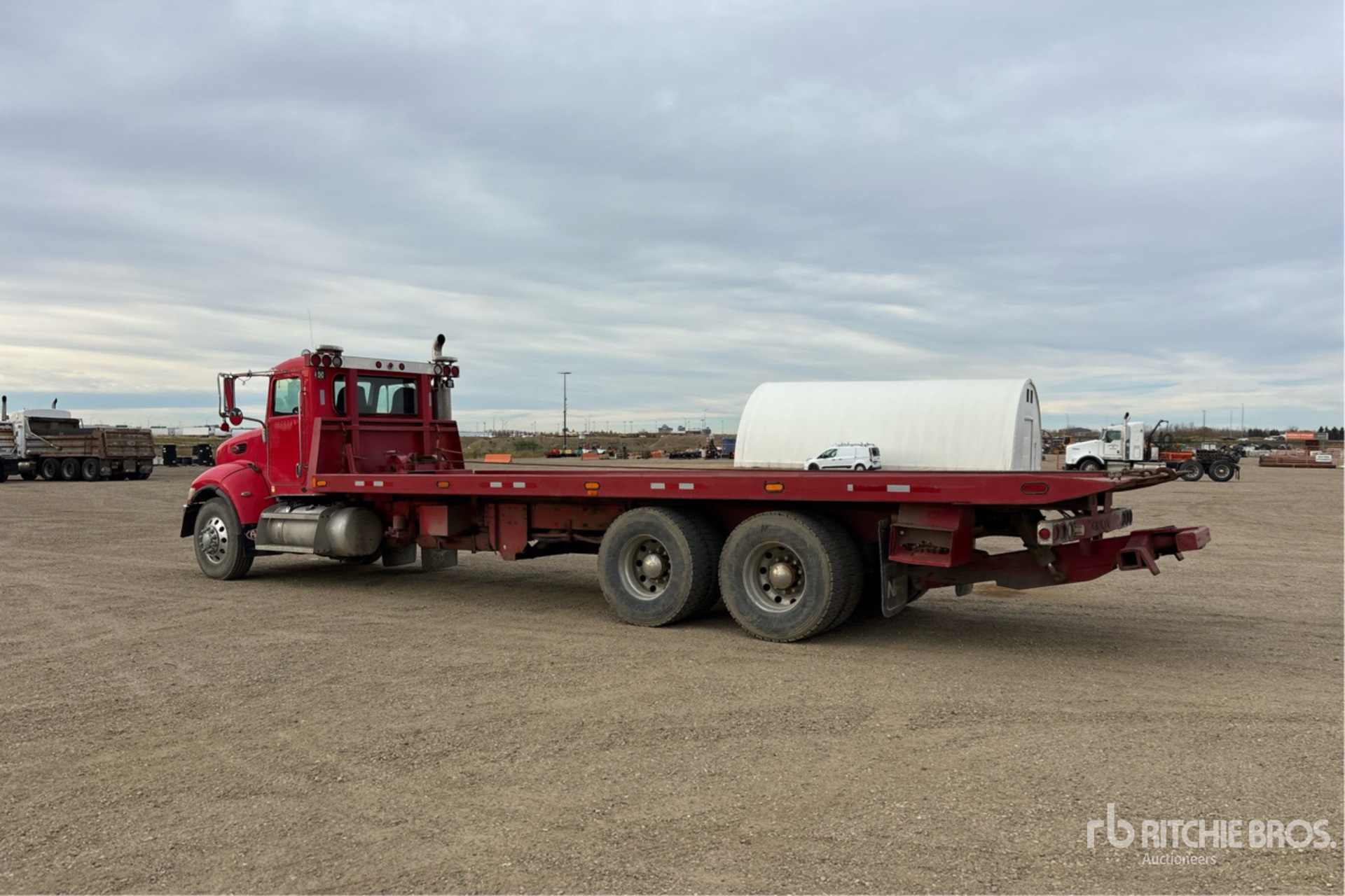 2006 Peterbilt 335