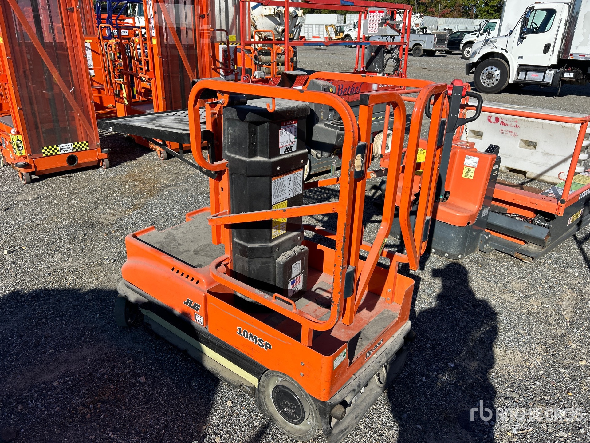 2020 JLG 10MSP