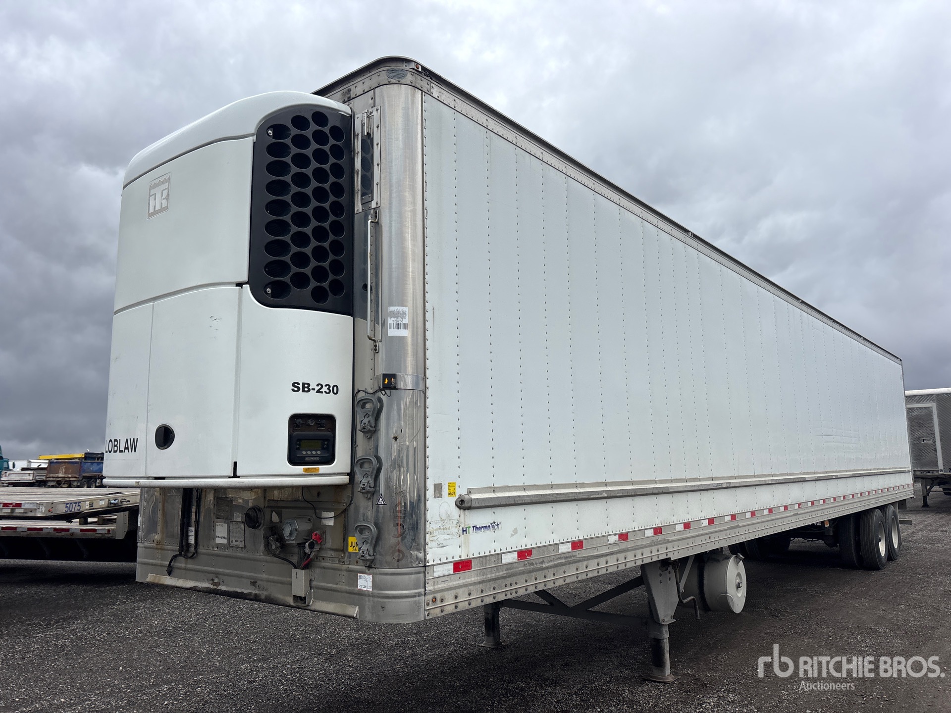 Photo of 2015 Hyundai 53 ft x 102 in T/A