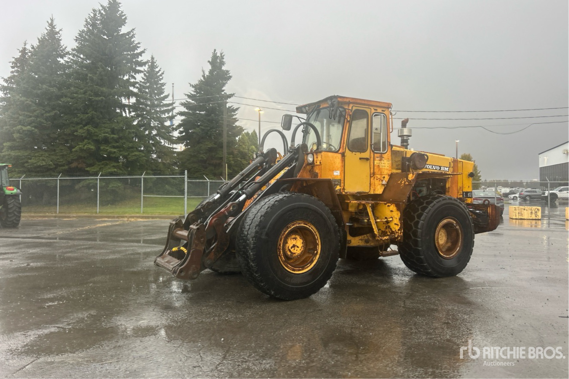 1988 Volvo L120