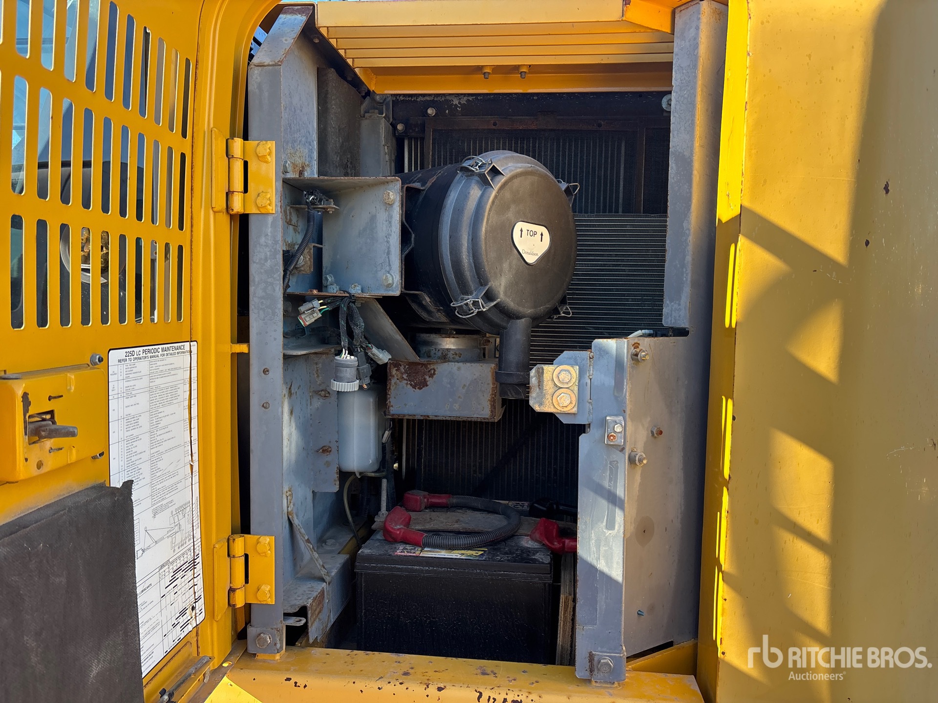 2009 John Deere 225D LC