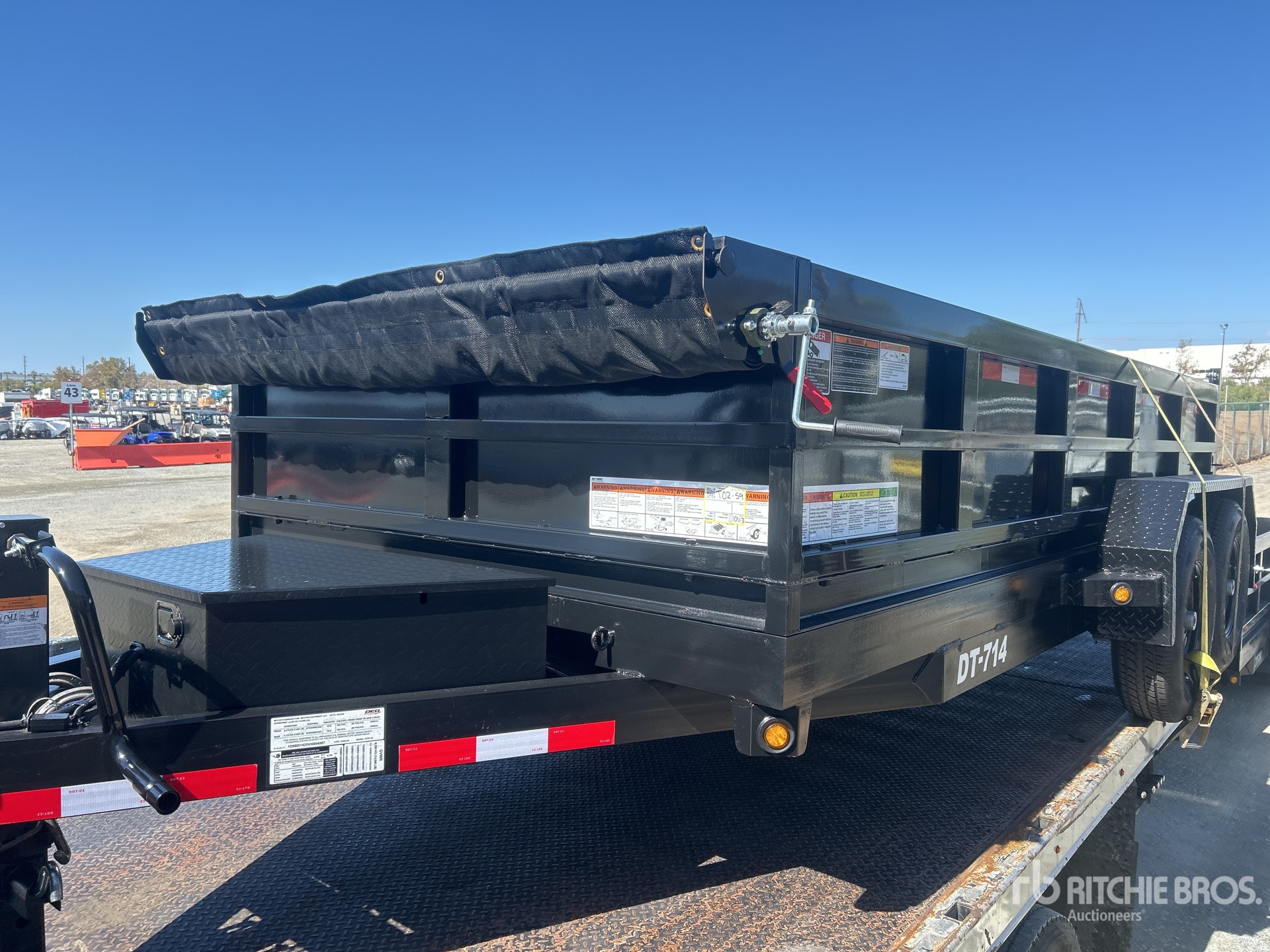 2027 DENTON DT-7142