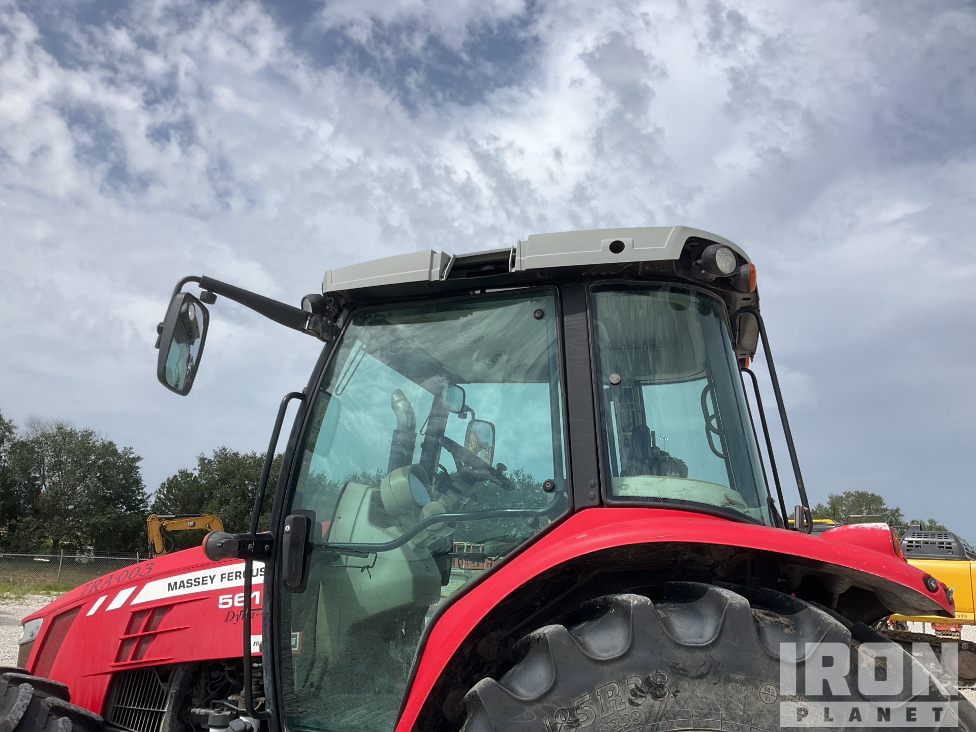 2014 Massey Ferguson 5612