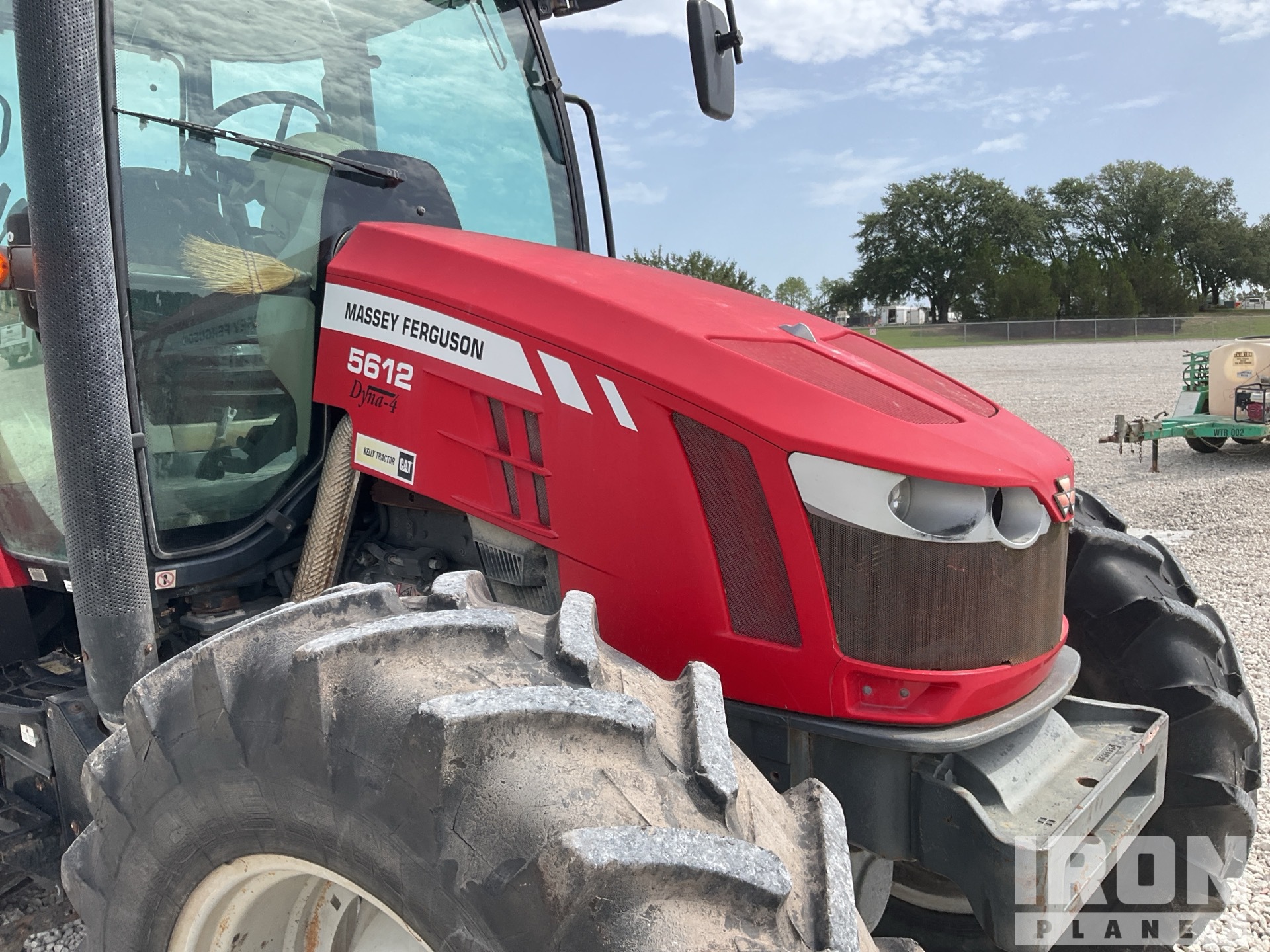 Photo of 2014 Massey Ferguson 5612