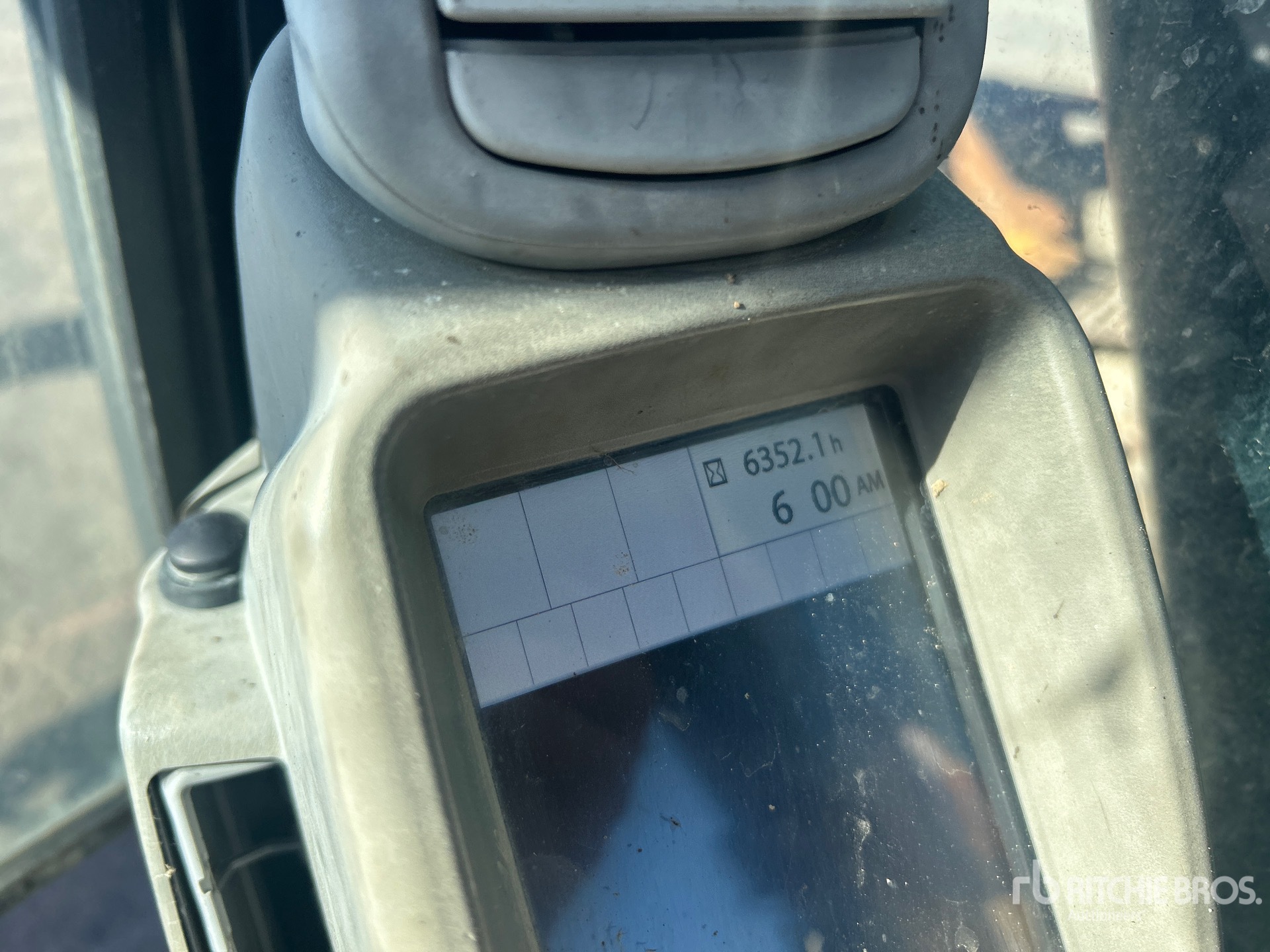 2012 John Deere 350GLC