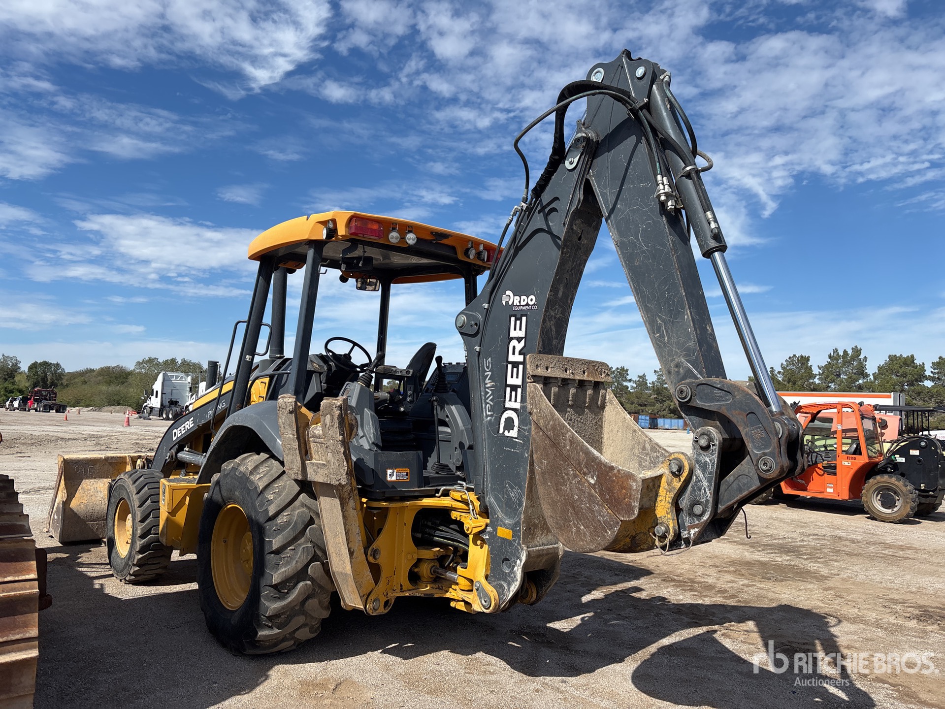2021 John Deere 310SL
