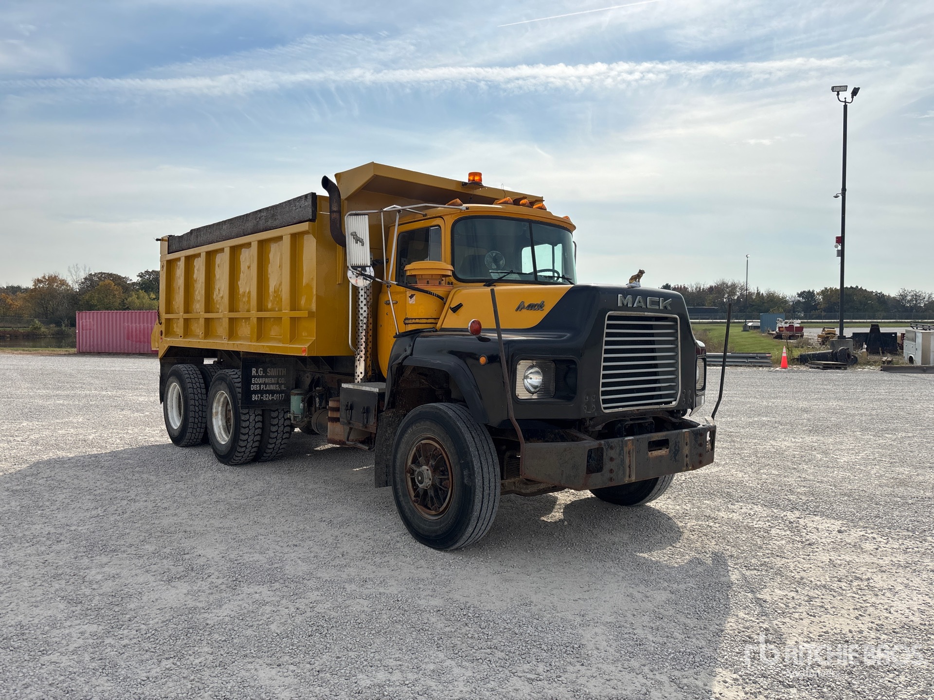 1988 Mack DM600