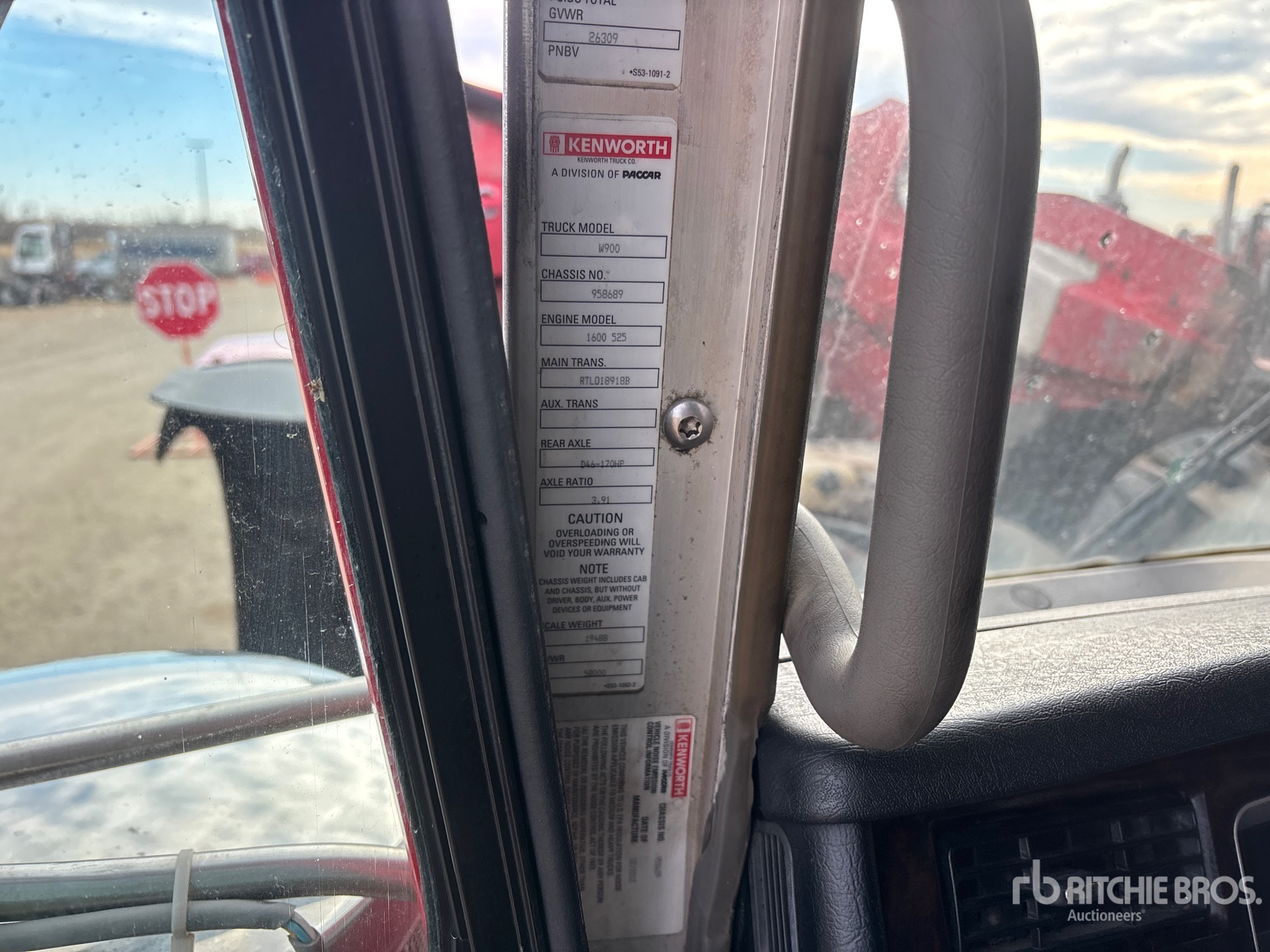 2013 Kenworth W900