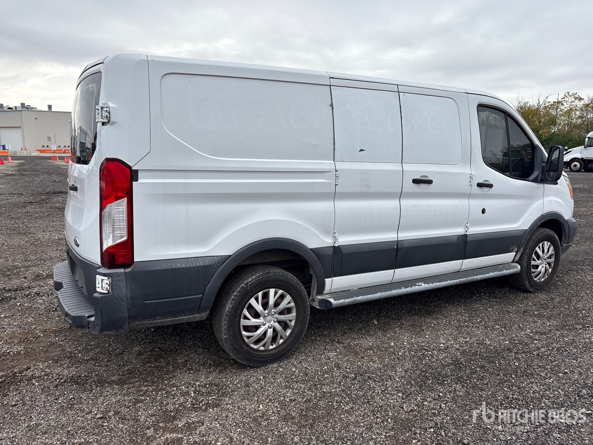 2018 Ford TRANSIT 250