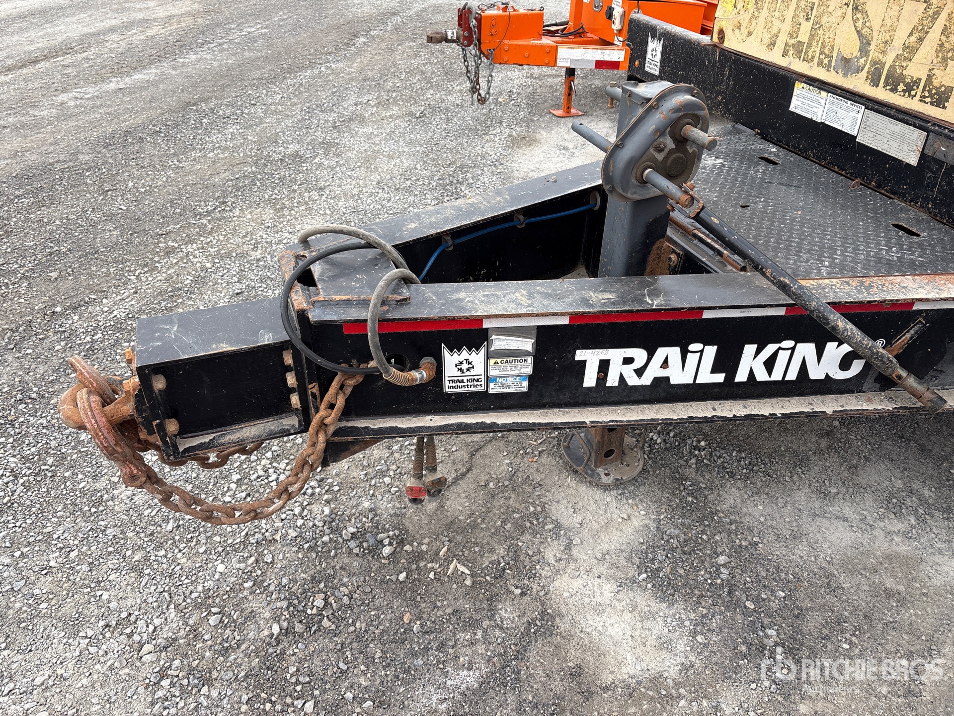 2020 Trail King TKT60LP