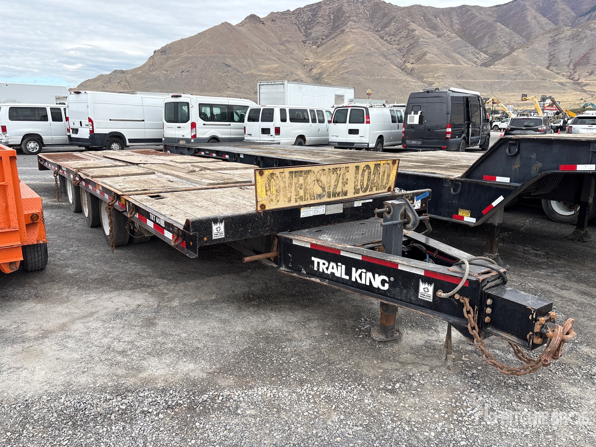 2020 Trail King TKT60LP