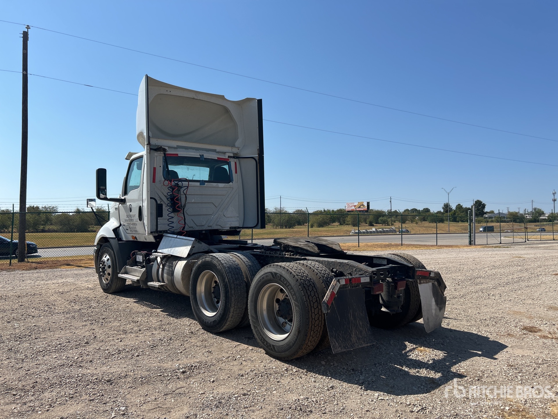 2019 International RH613