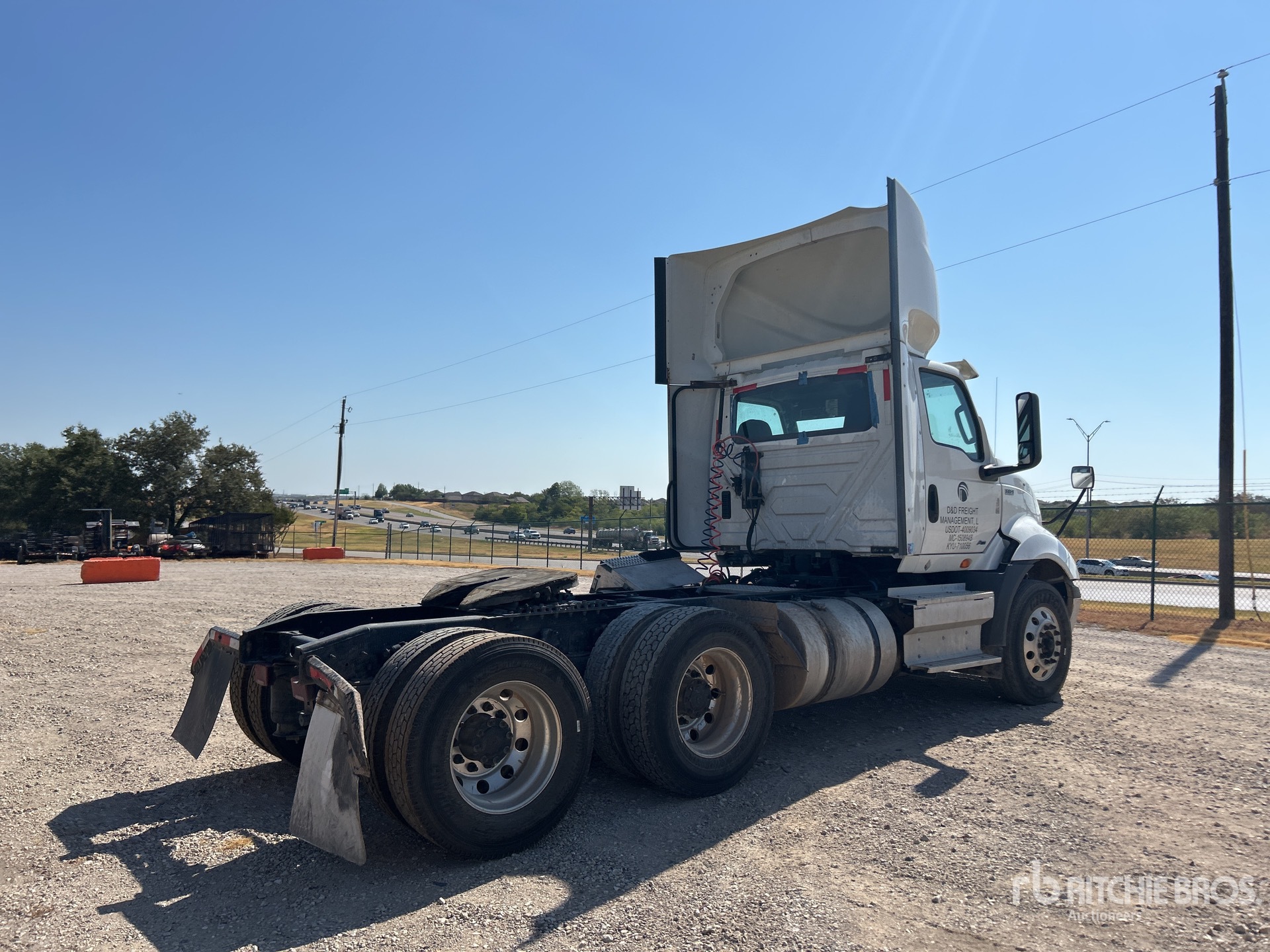 2019 International RH613