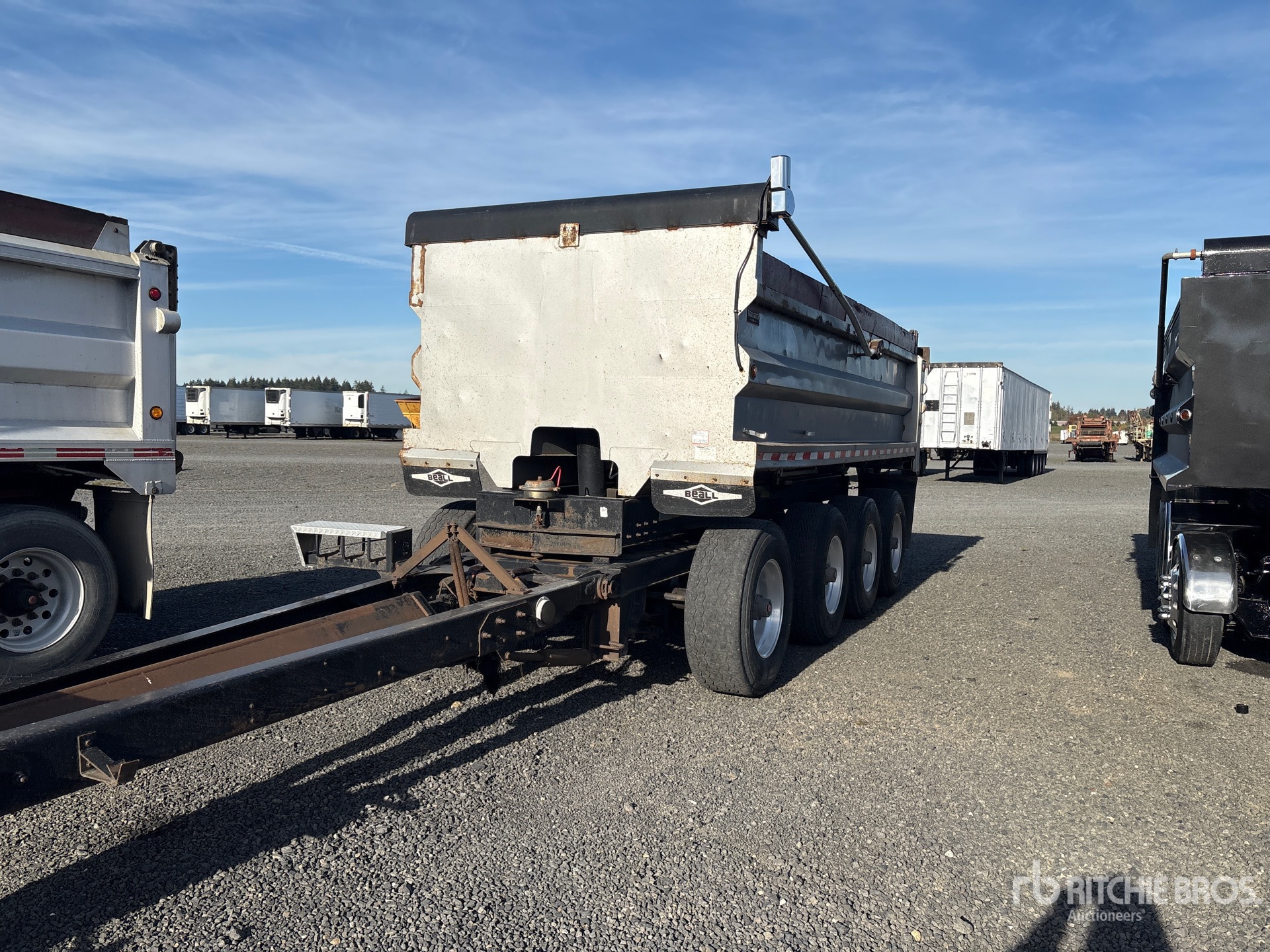 2007 Pioneer 17 ft 6 in Quad/A Turntable