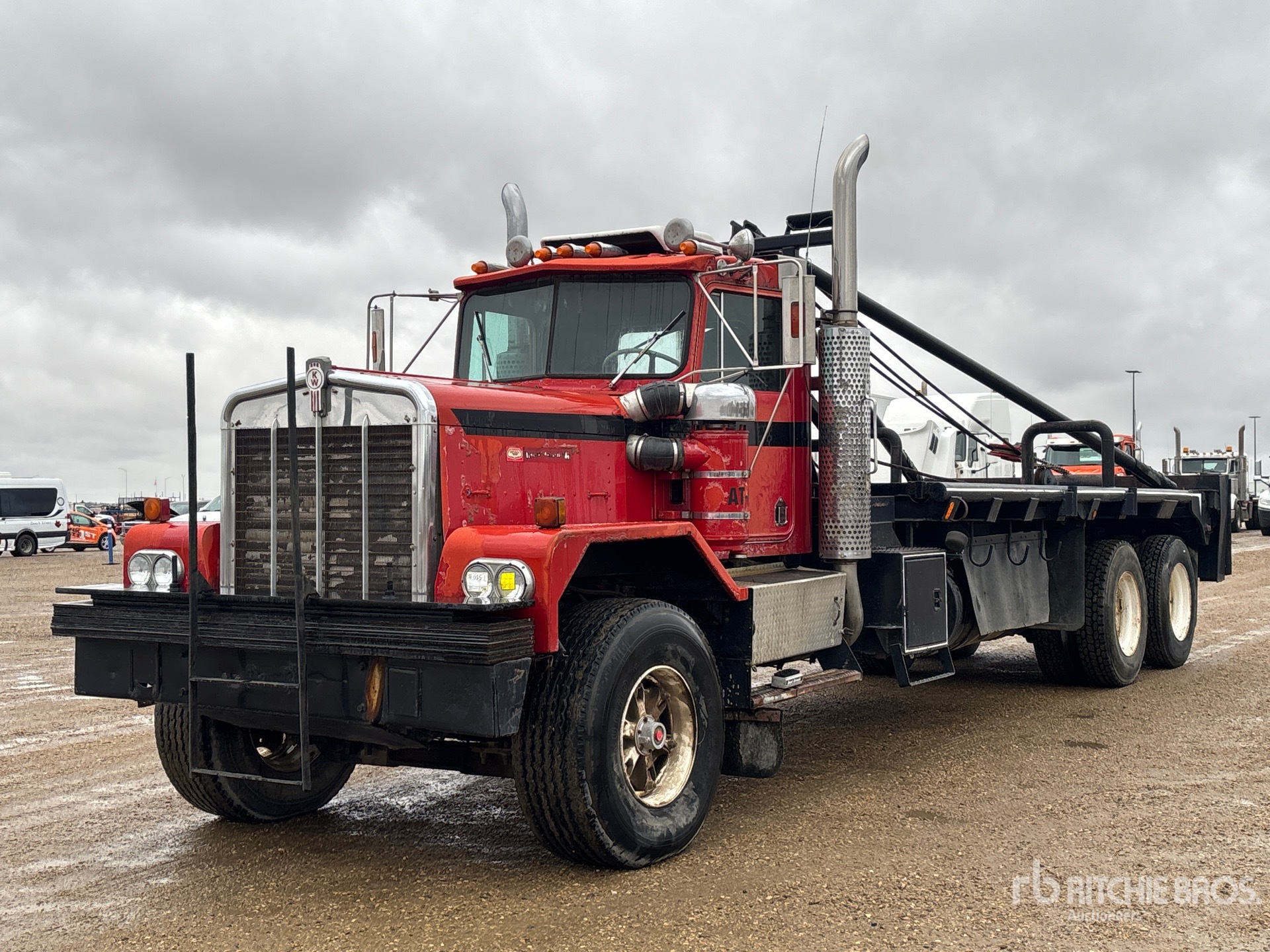 Photo of 1981 Kenworth LW900