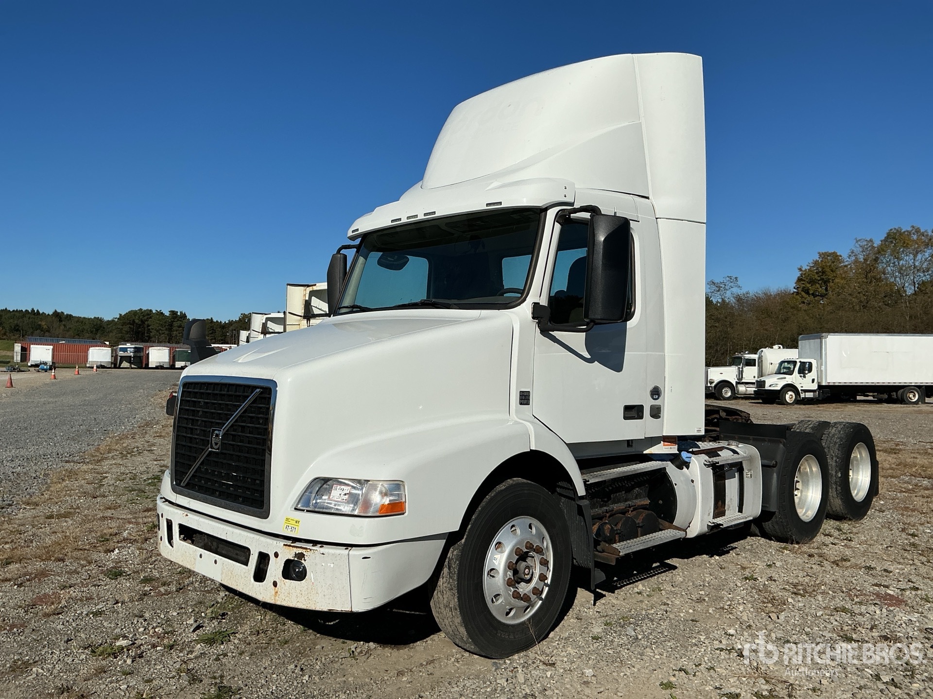 Photo of 2016 Volvo VNM