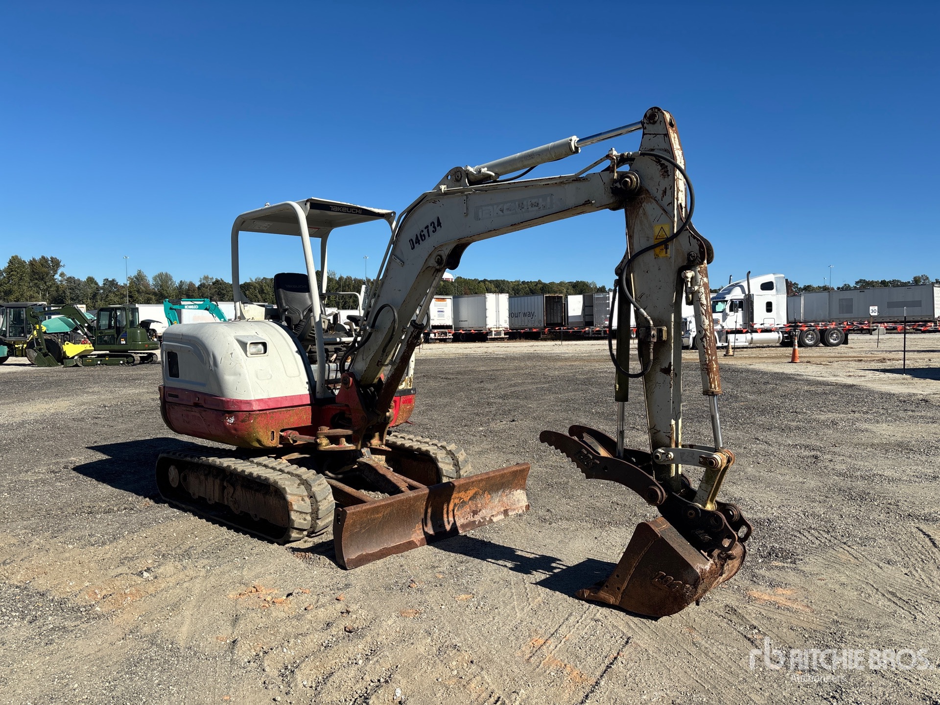 2016 Takeuchi TB240