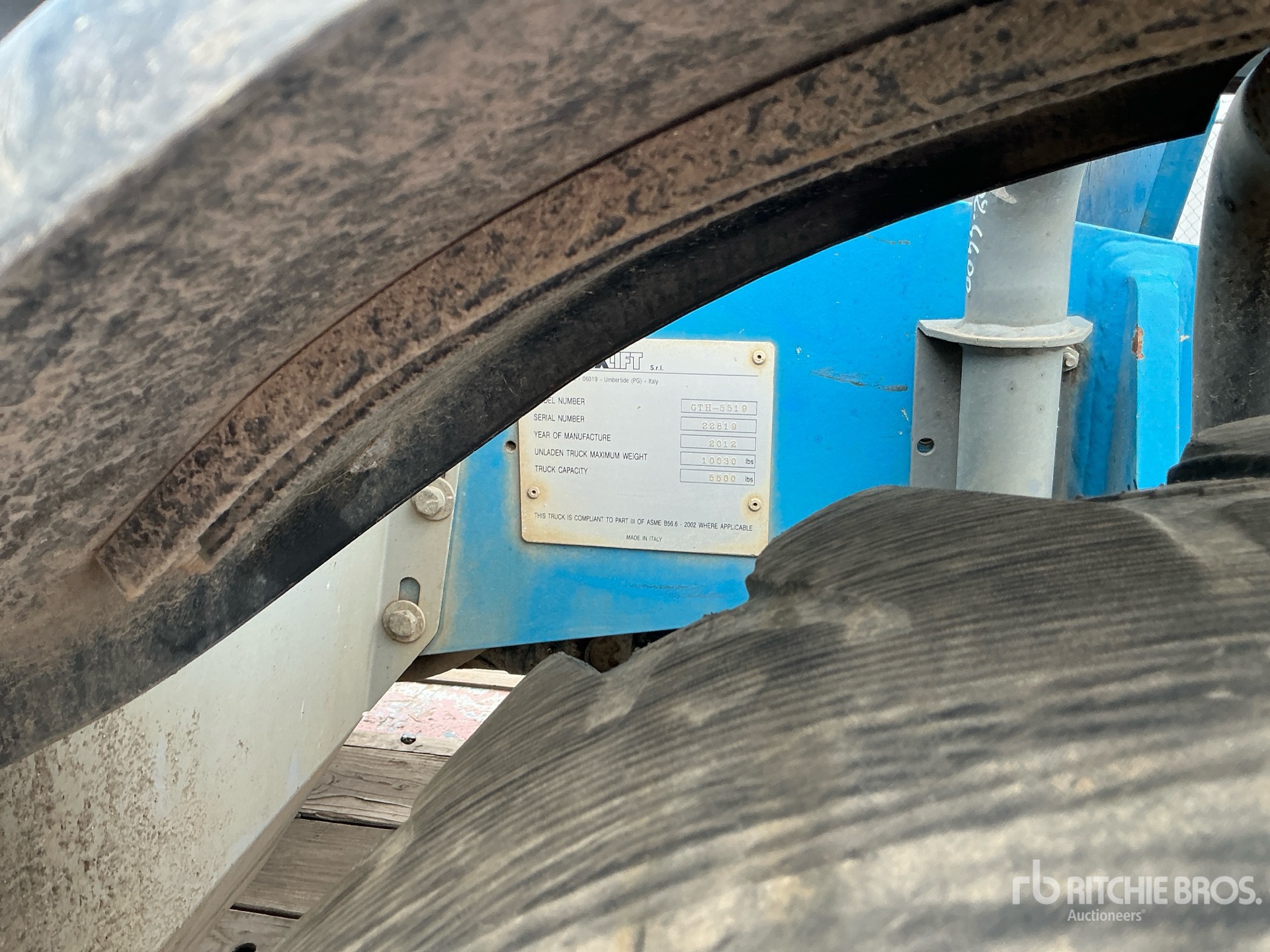 2012 Genie GTH-5519