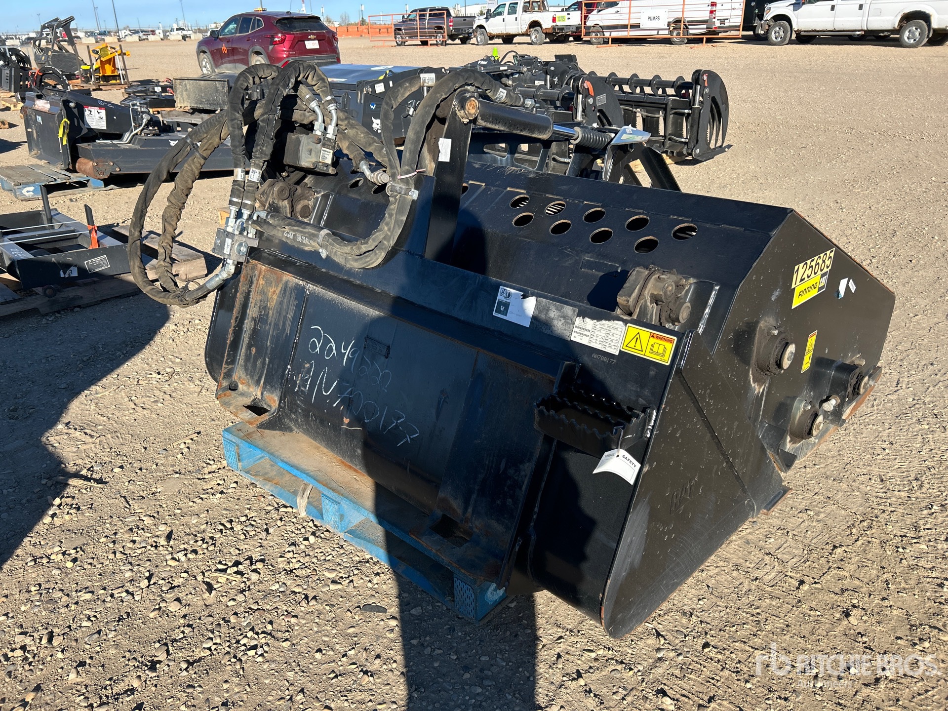 2022 Caterpillar LR116