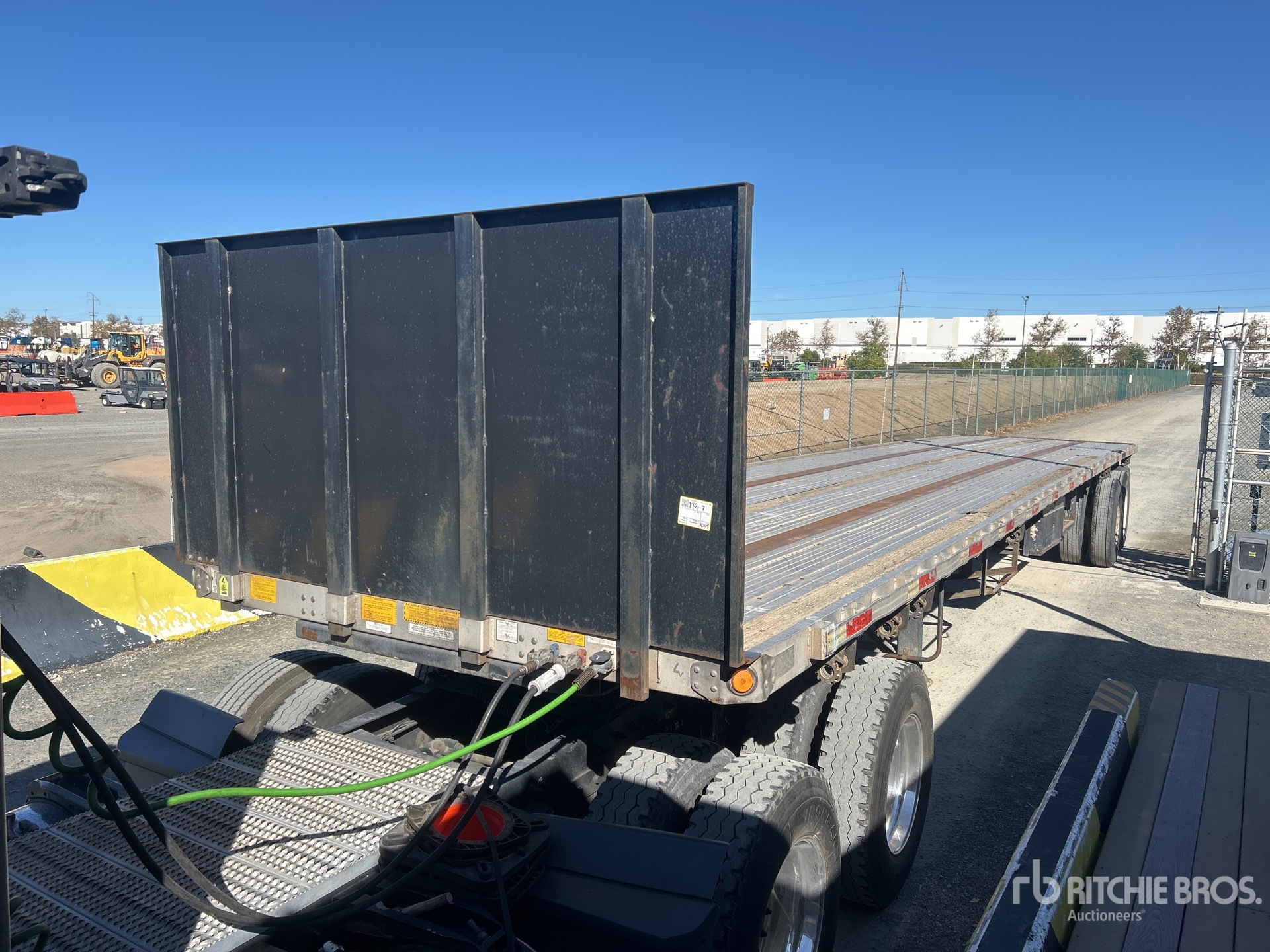 2005 Utility FS2CHA