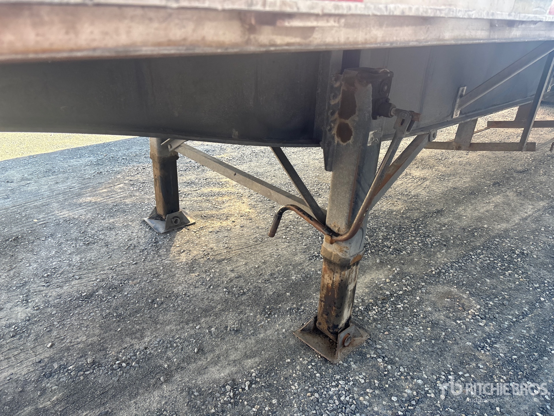 2005 Utility FS2CHA